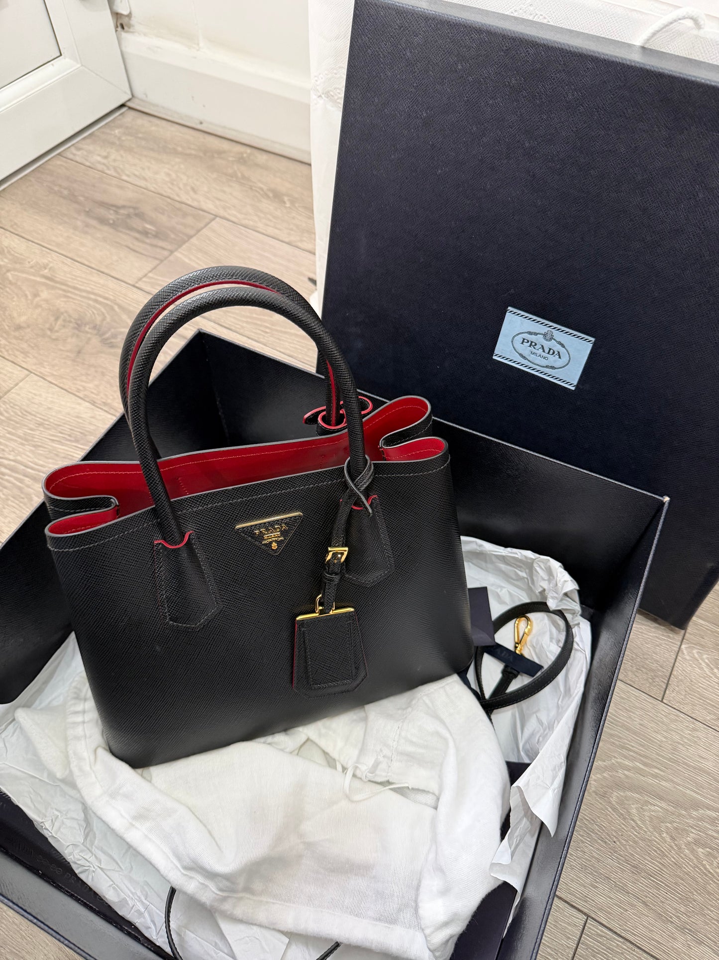Pre-owned Small Prada Galleria Saffiano leather bag, Immaculate/New