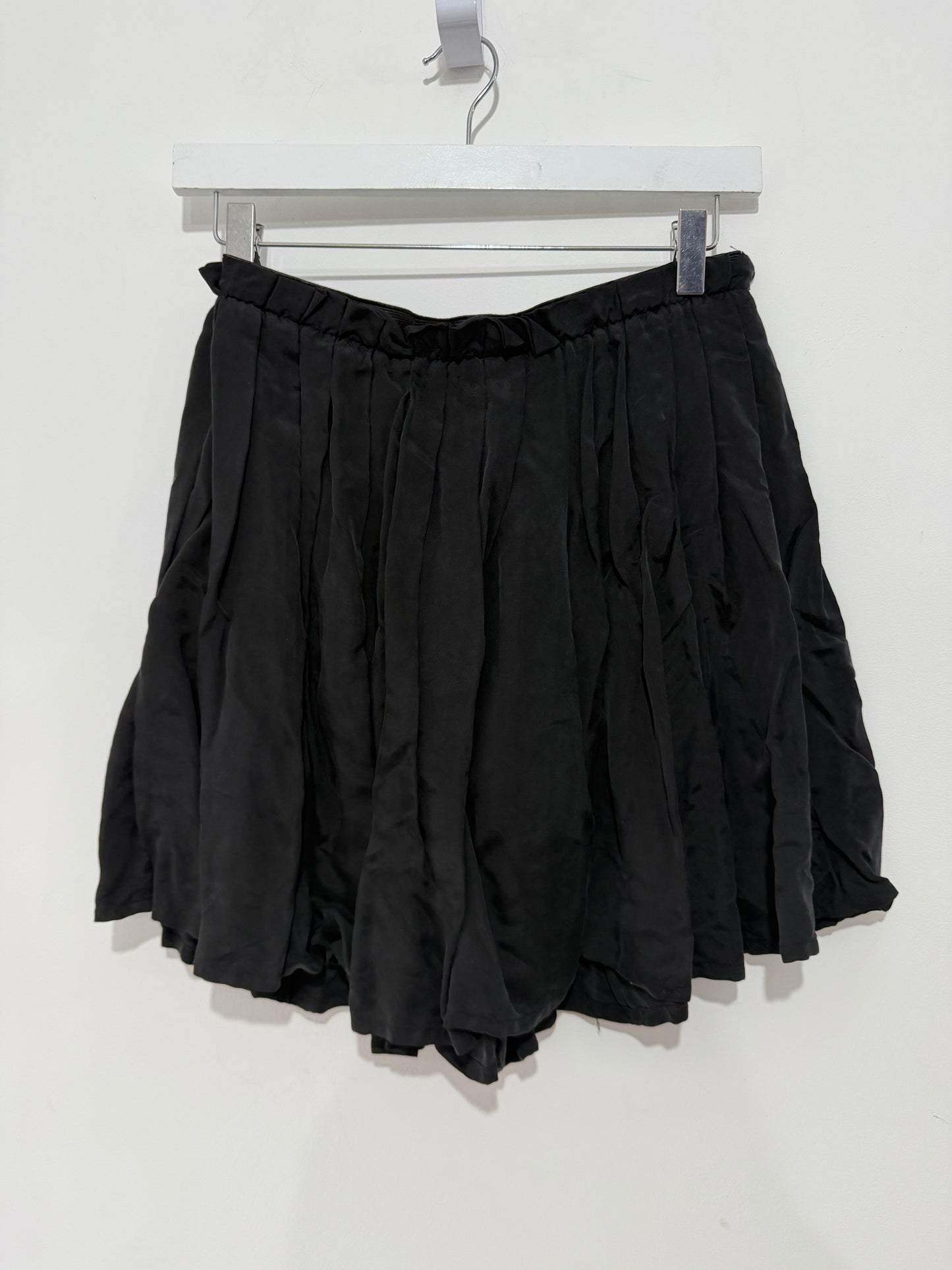 Pre-owned black Almost famous Skirt, Size 12