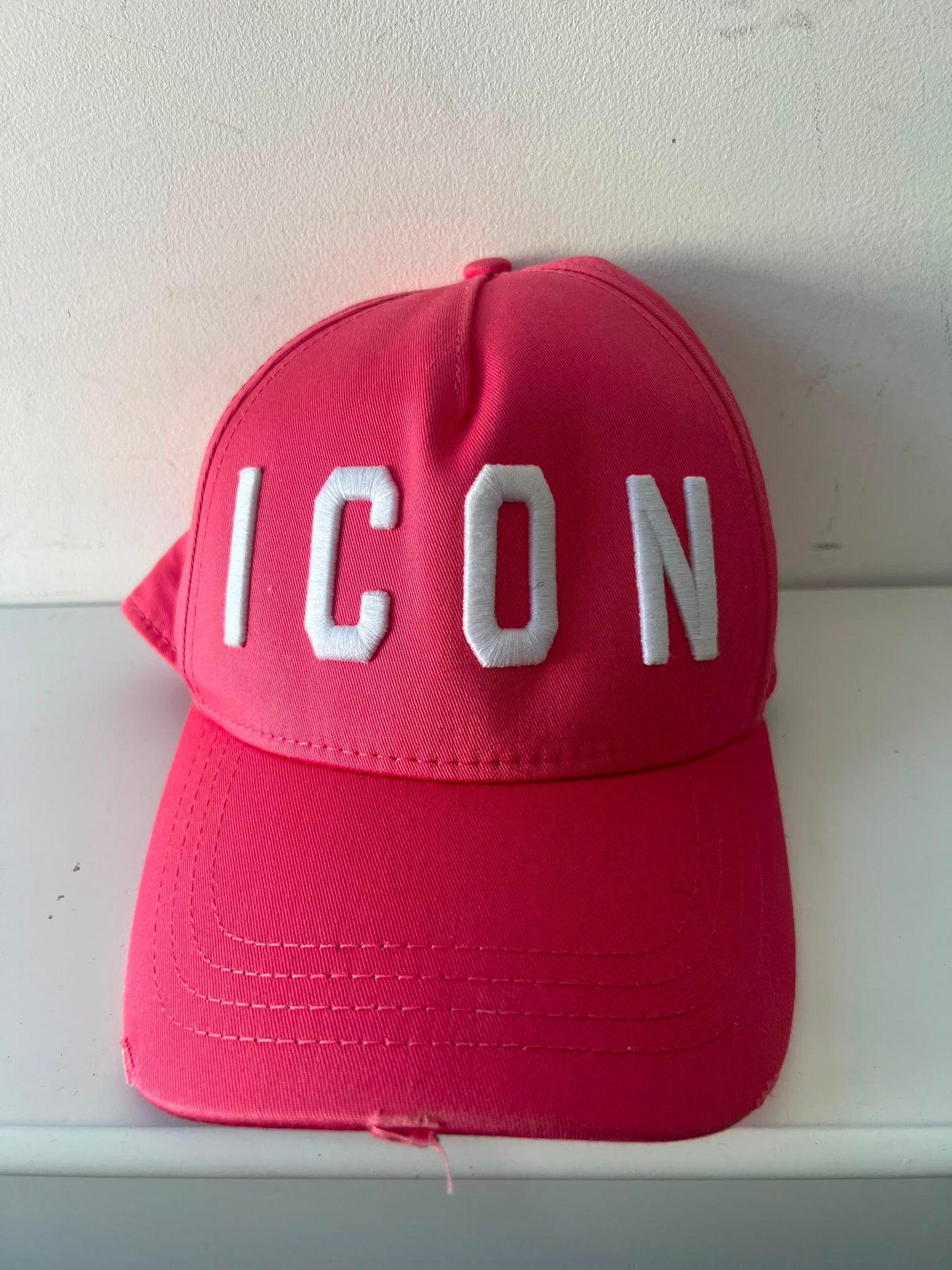 Pre-loved Pink Dsquared2 Hat