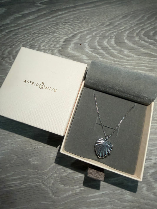 Silver Astrid & Miyu Necklace, boxed