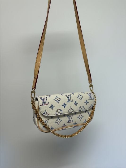 Preloved Louis Vuitton Handbag White and Multicoloured