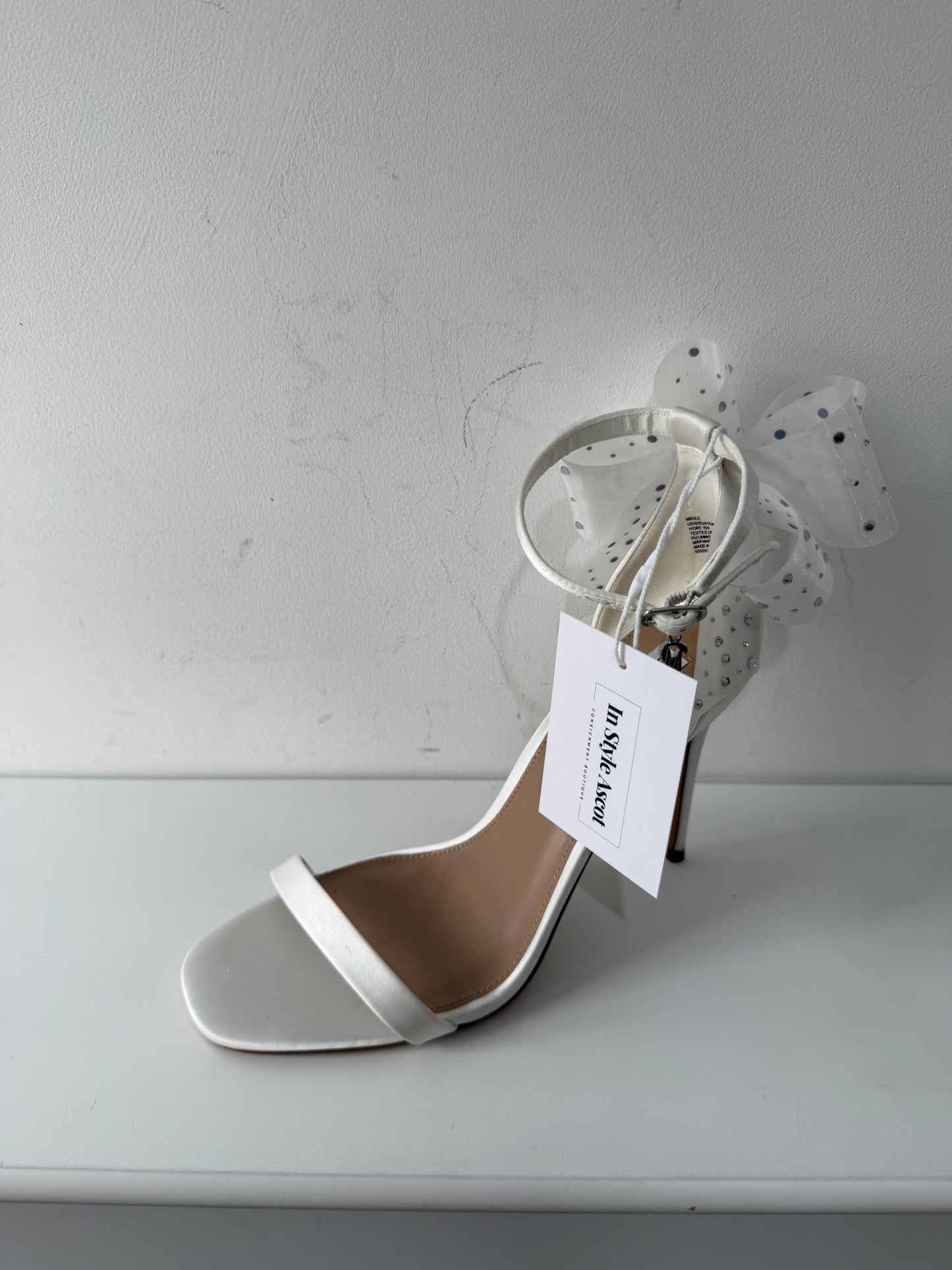 Preloved Steve madden Uk size 8 White