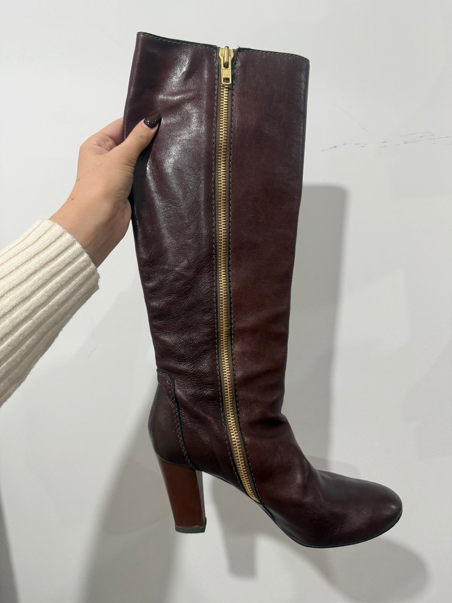 Brown Chloé Knee-High Boots, Size 40 UK 7