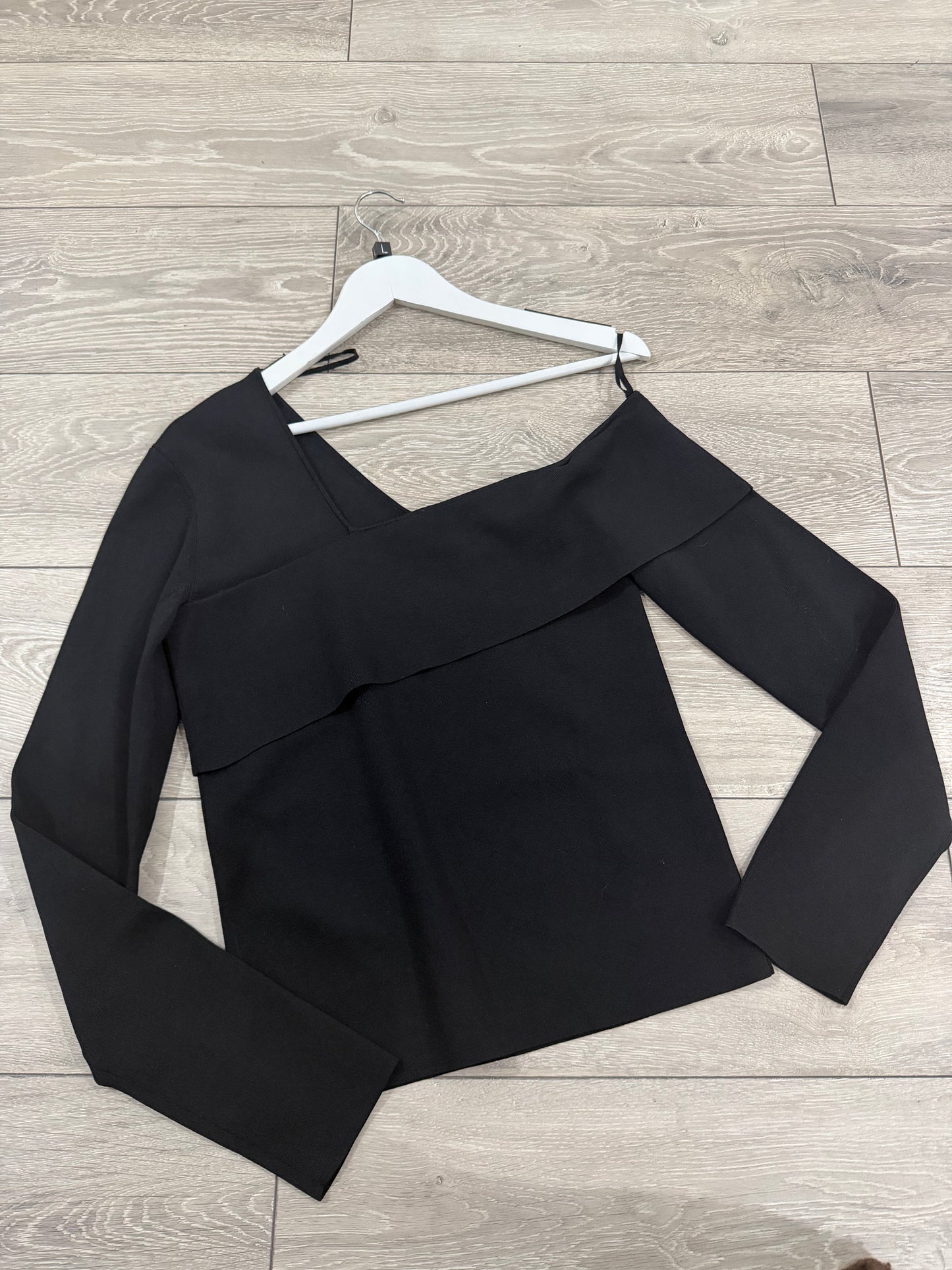 Black & Other Stories Top, Size Large