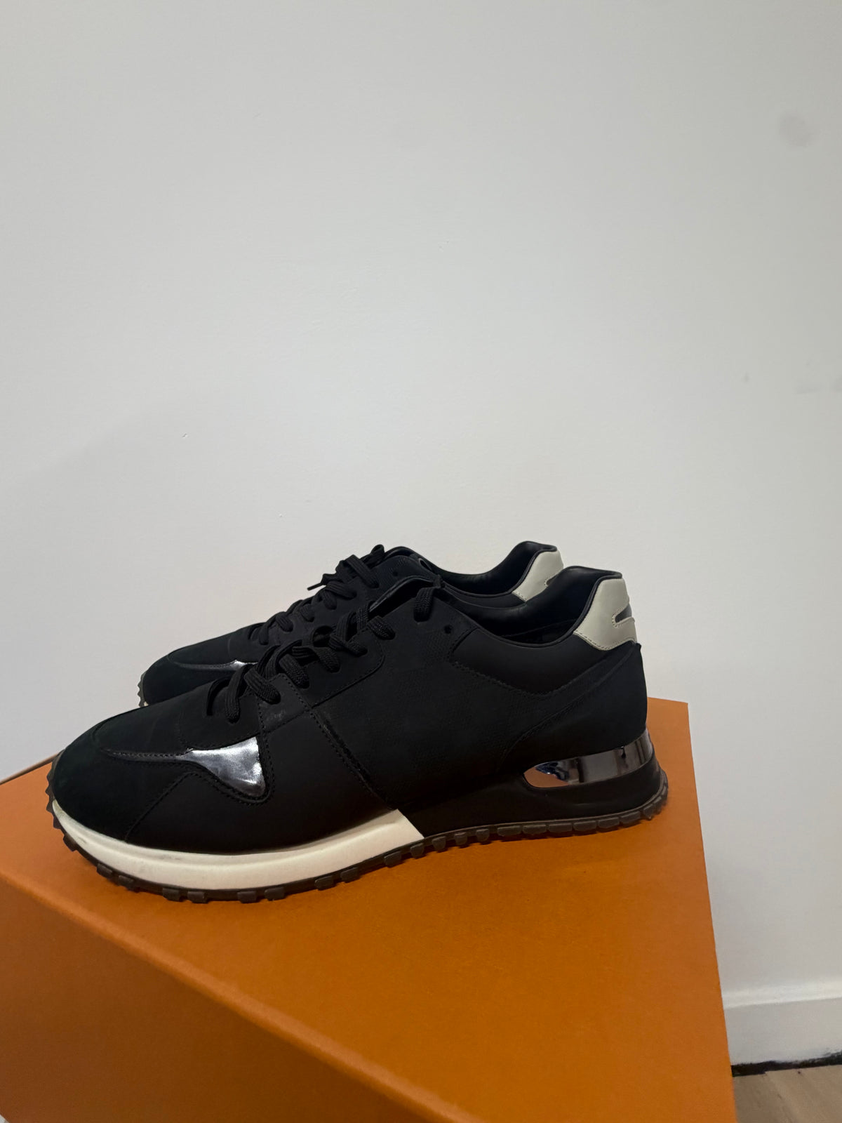 Preloved Louis Vuitton Trainers Size 7.5/8 Black