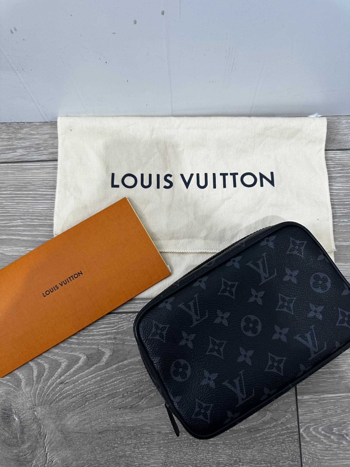 Monogram Eclipse Louis Vuitton Washbag Cosmetic Men's
