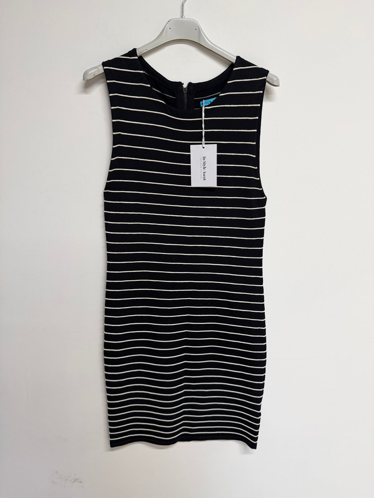 Preloved Alice + Olivia Dress Black and White Stripe Black