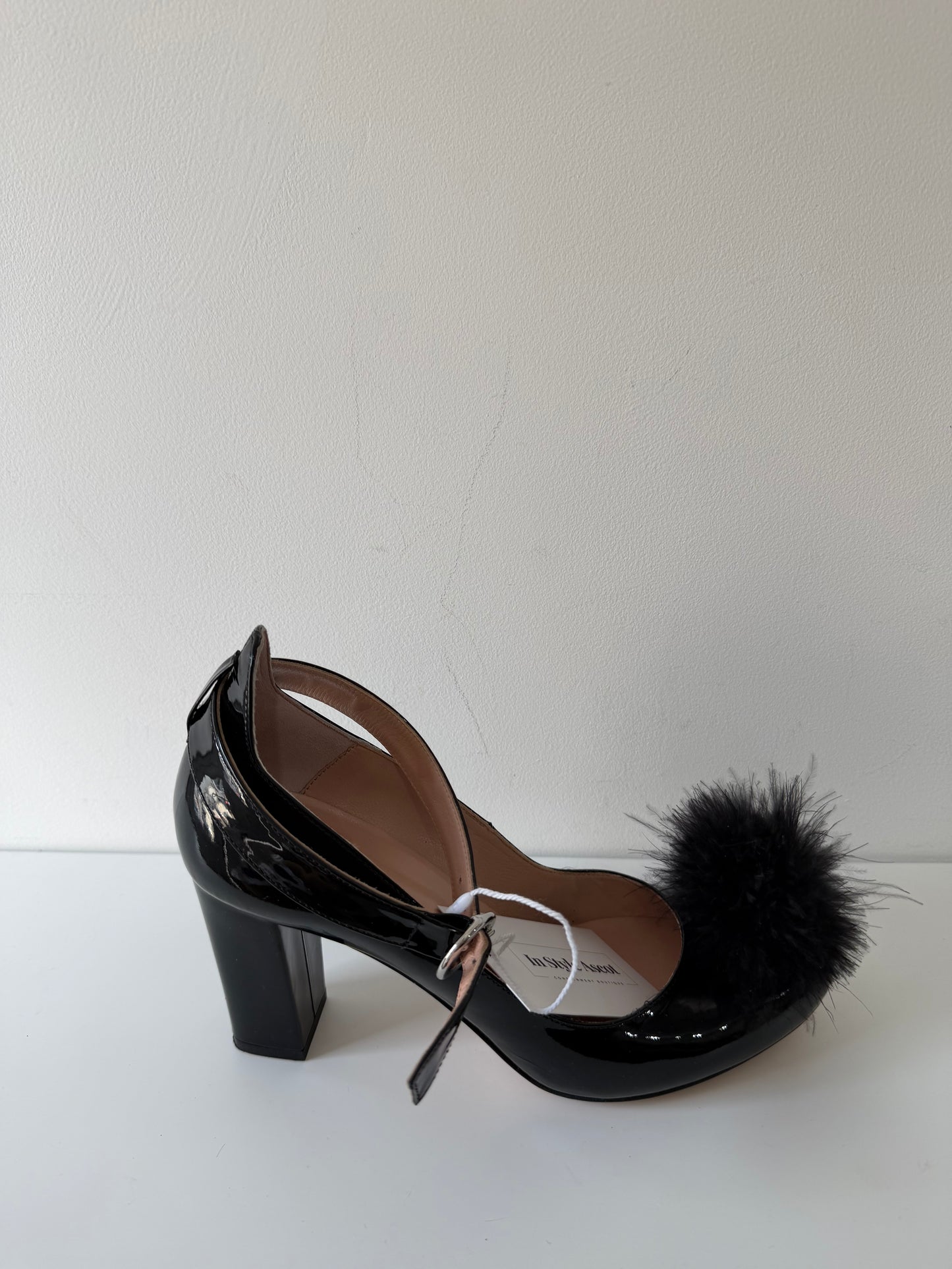 Black Boutique Moschino Shoes, Size 5