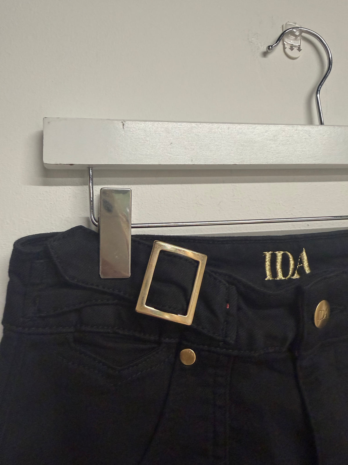 Preloved BNWT Donna IDA Wide Leg Jeans Waist 26 Size 8 Black