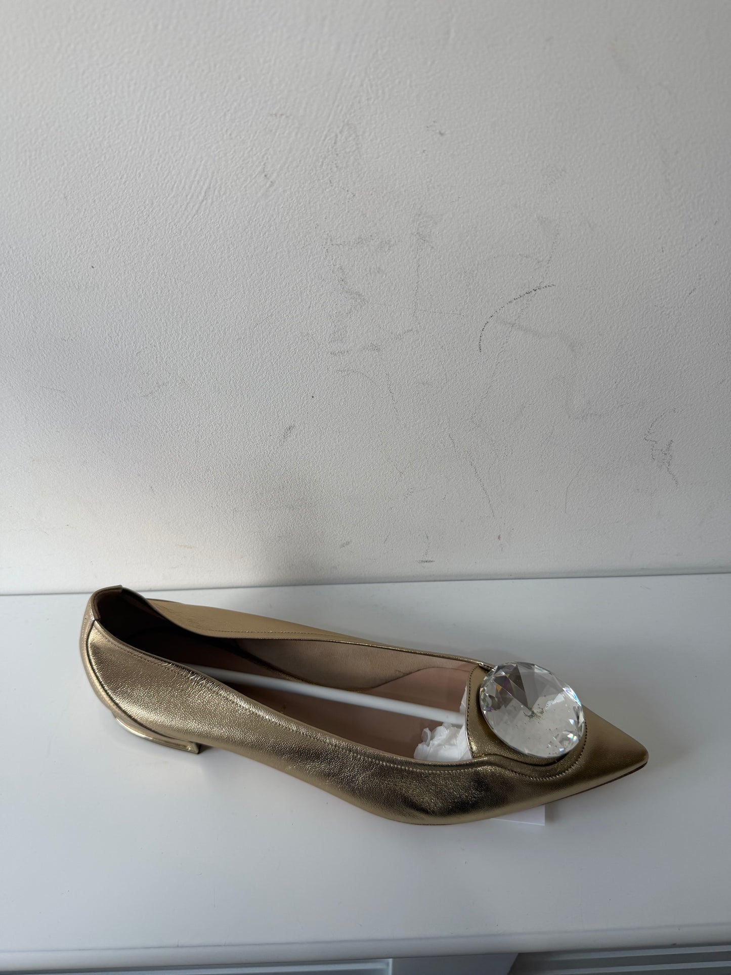 Preowned NEW Gold Casadei Pumps Flats, Size 7 - 40