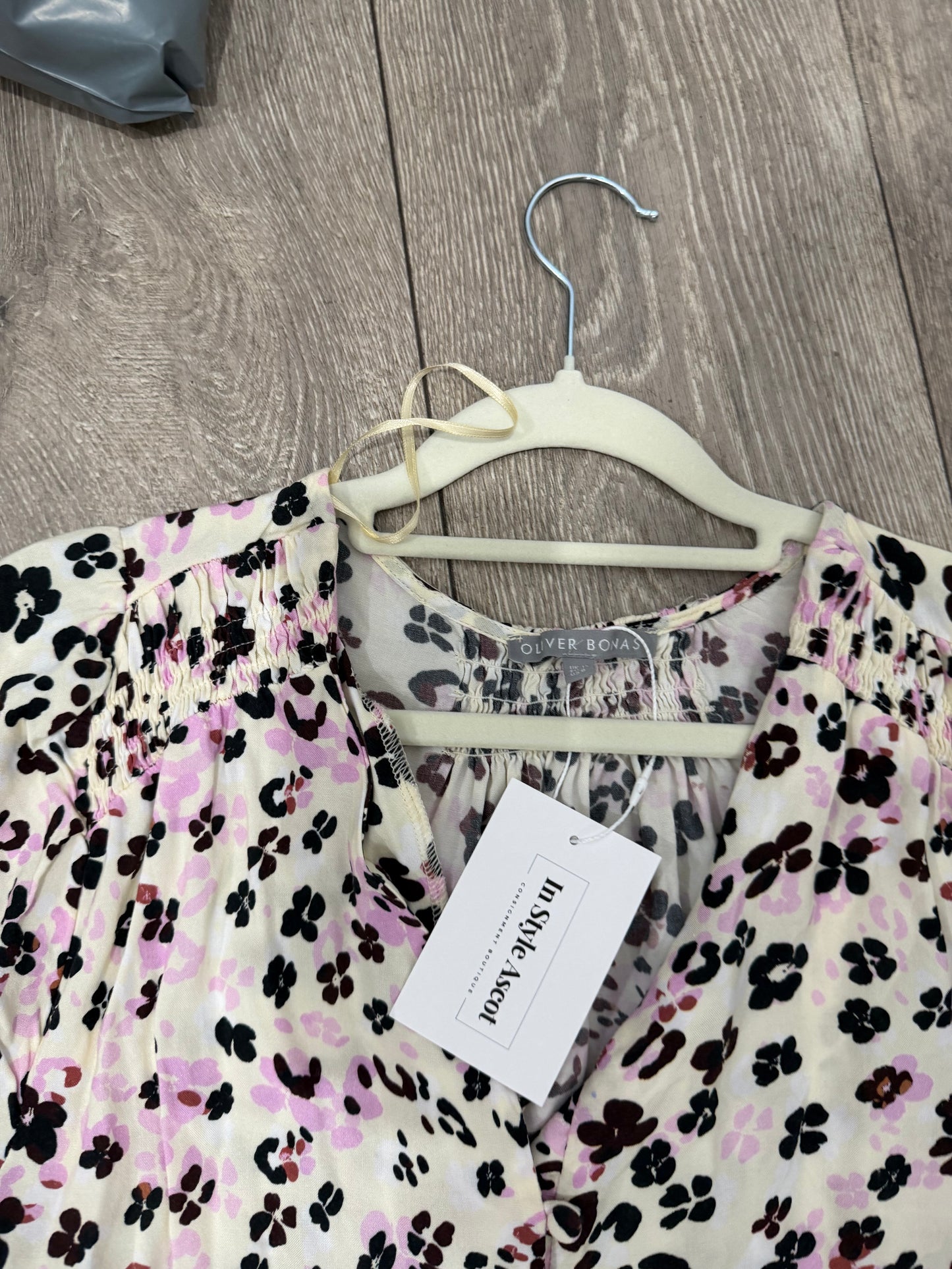 Pre-owned Cream floral print Oliver Bonas Dress, Size 12