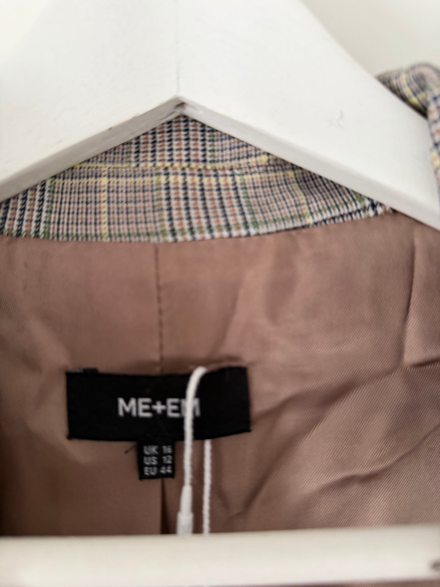Pre-Loved Beige Me + Em Blazer, 16