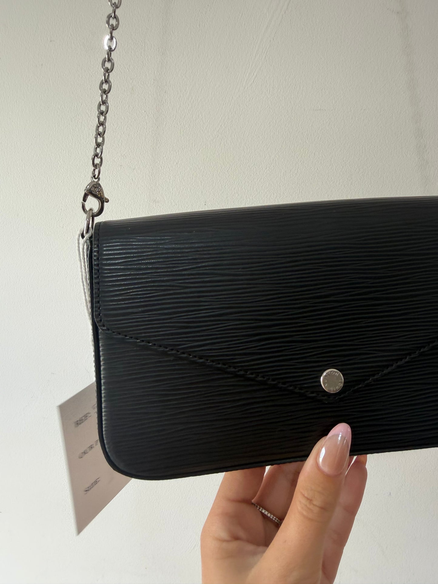 Preloved Louis Vuitton Epi Leather Handbag Black
