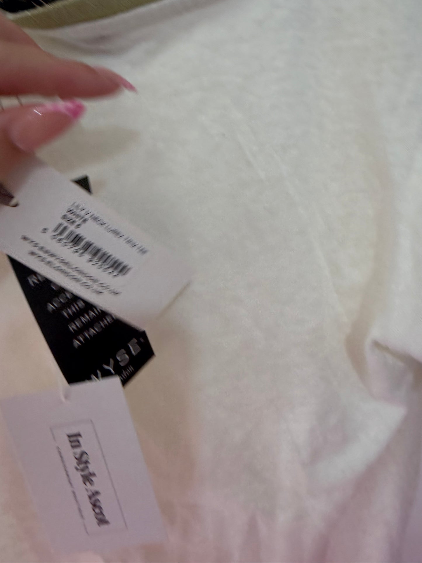 Preloved Cream BNWT WYSE Top, 16