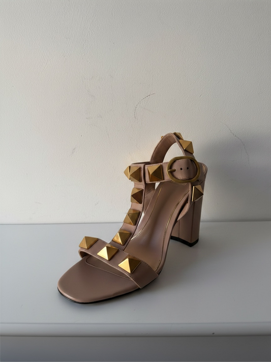 Preloved Valentino Garavani Heels Size 6 - 39 Nude/Pink