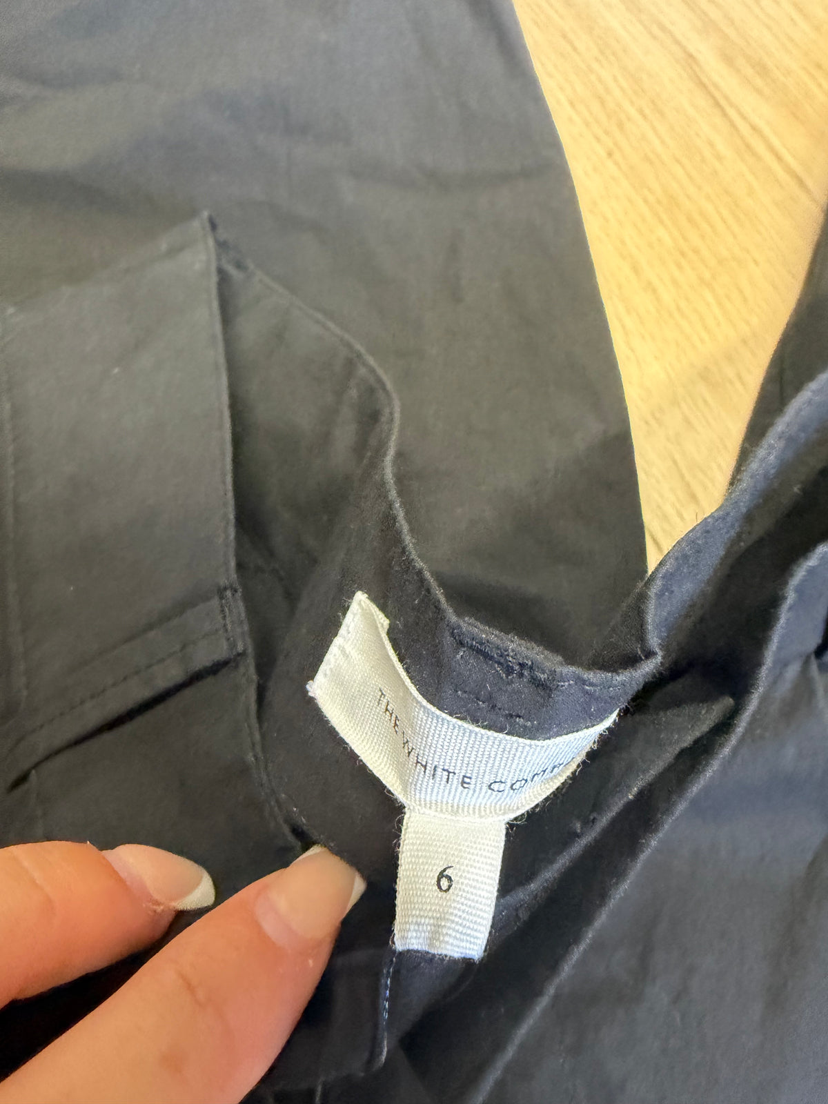 Preloved The White Company Trousers Size 6 Short Poplin Black, BNWT