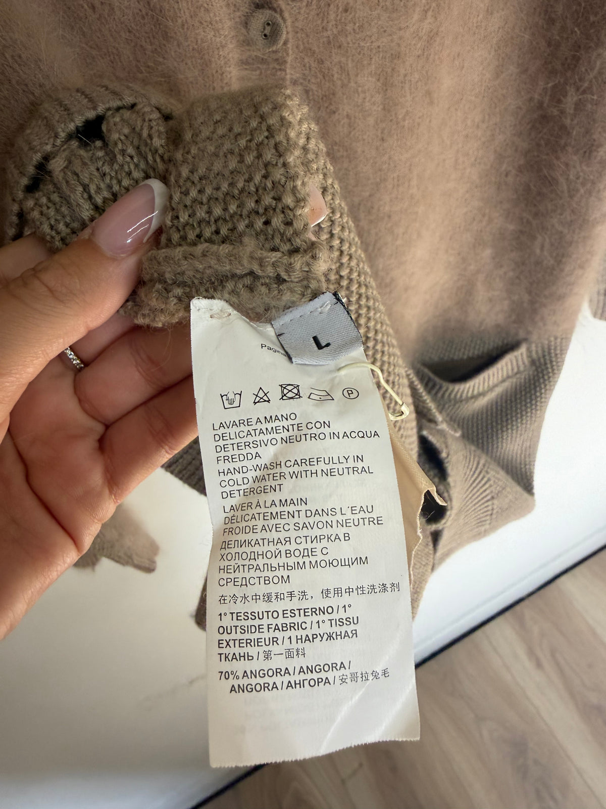 Preloved Pinko Cardigan Size L Beige