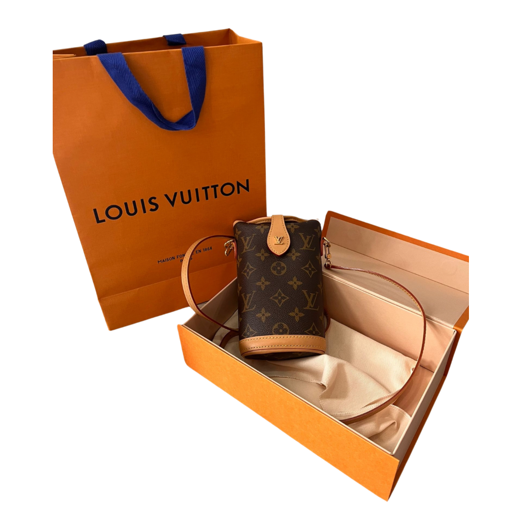 Louis Vuitton Fold Me Pouch