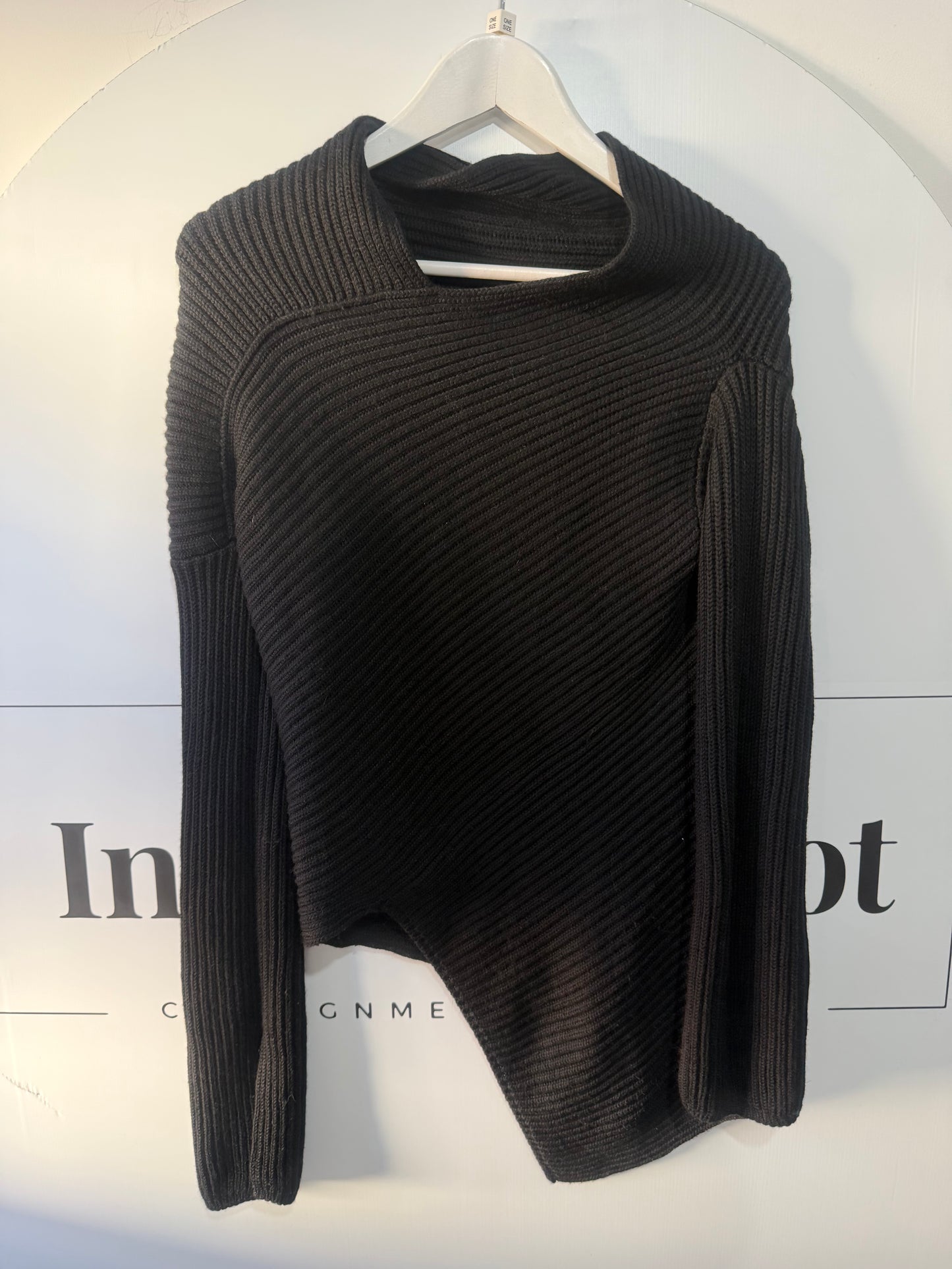 Size M Joseph 100% Merino Wool Jumper