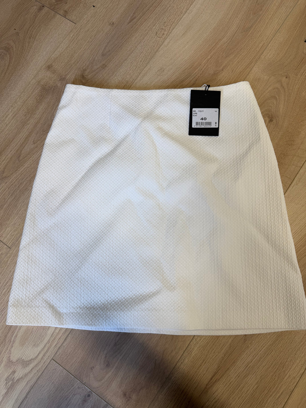 Preloved Paule Ka Skirt, Size 12 White