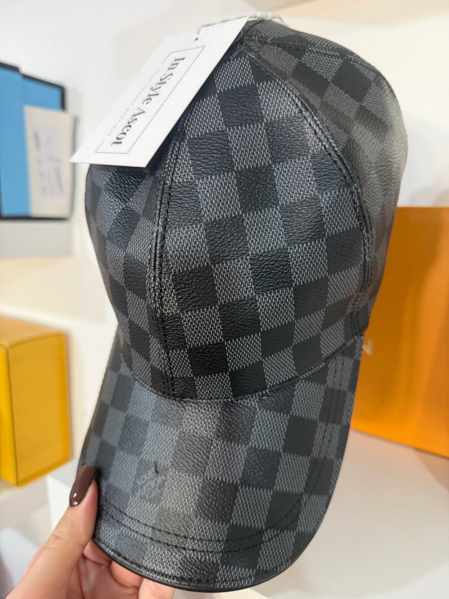 Damier Azur Louis Vuitton Men’s Cap, Brand new