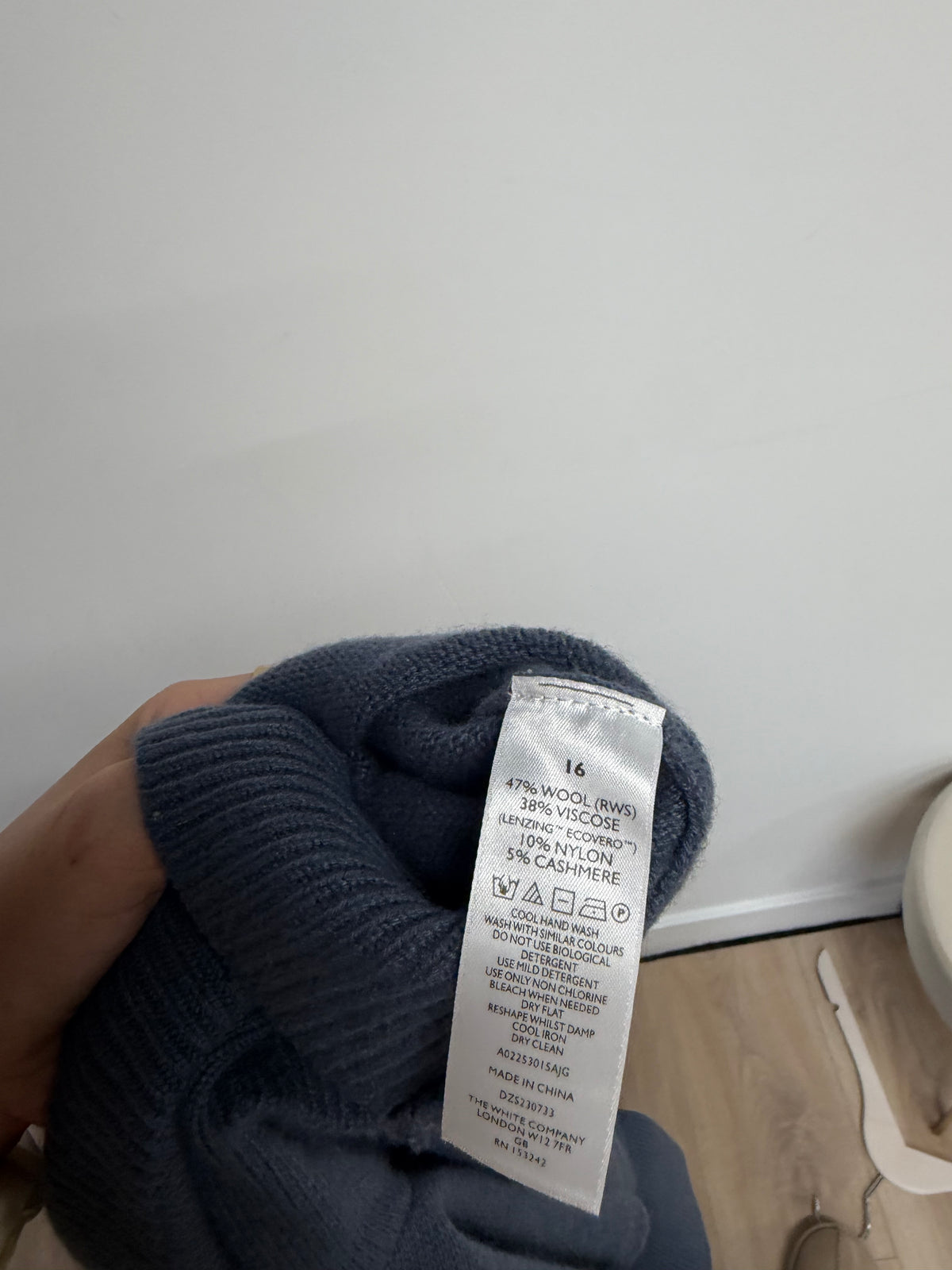Preloved The White Company Cardigan Jacket Size UK 16 Grey Blue