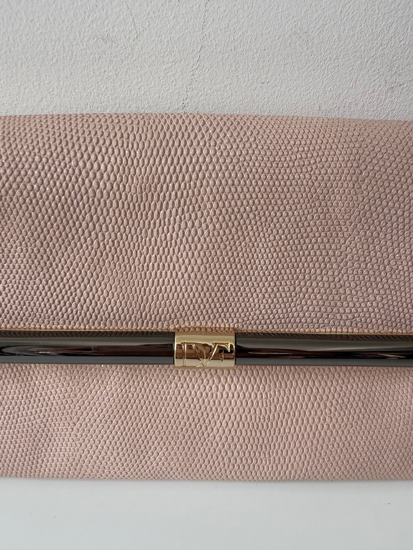 Preloved, Pink DVF Clutch