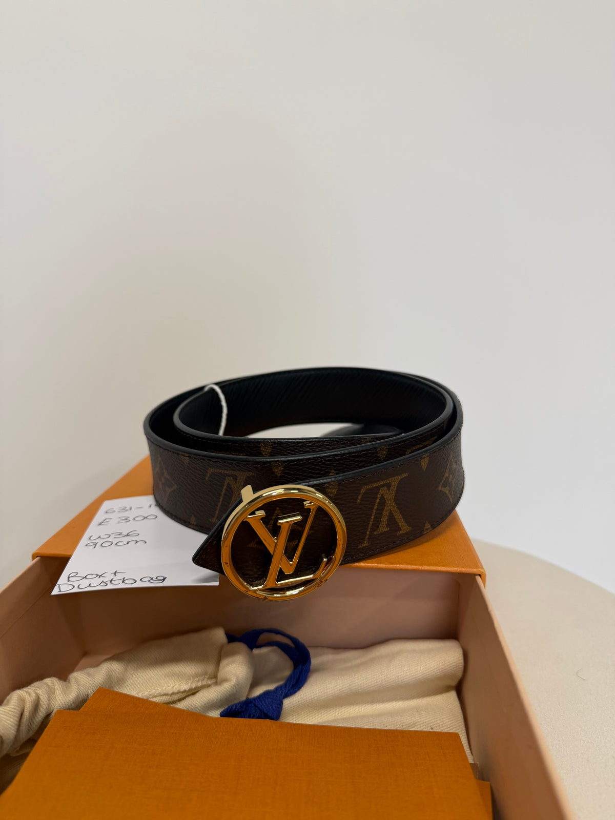 Preloved UNISEX Louis Vuitton Reversible Belt Size 90cm 36 Inches Black and Monogram