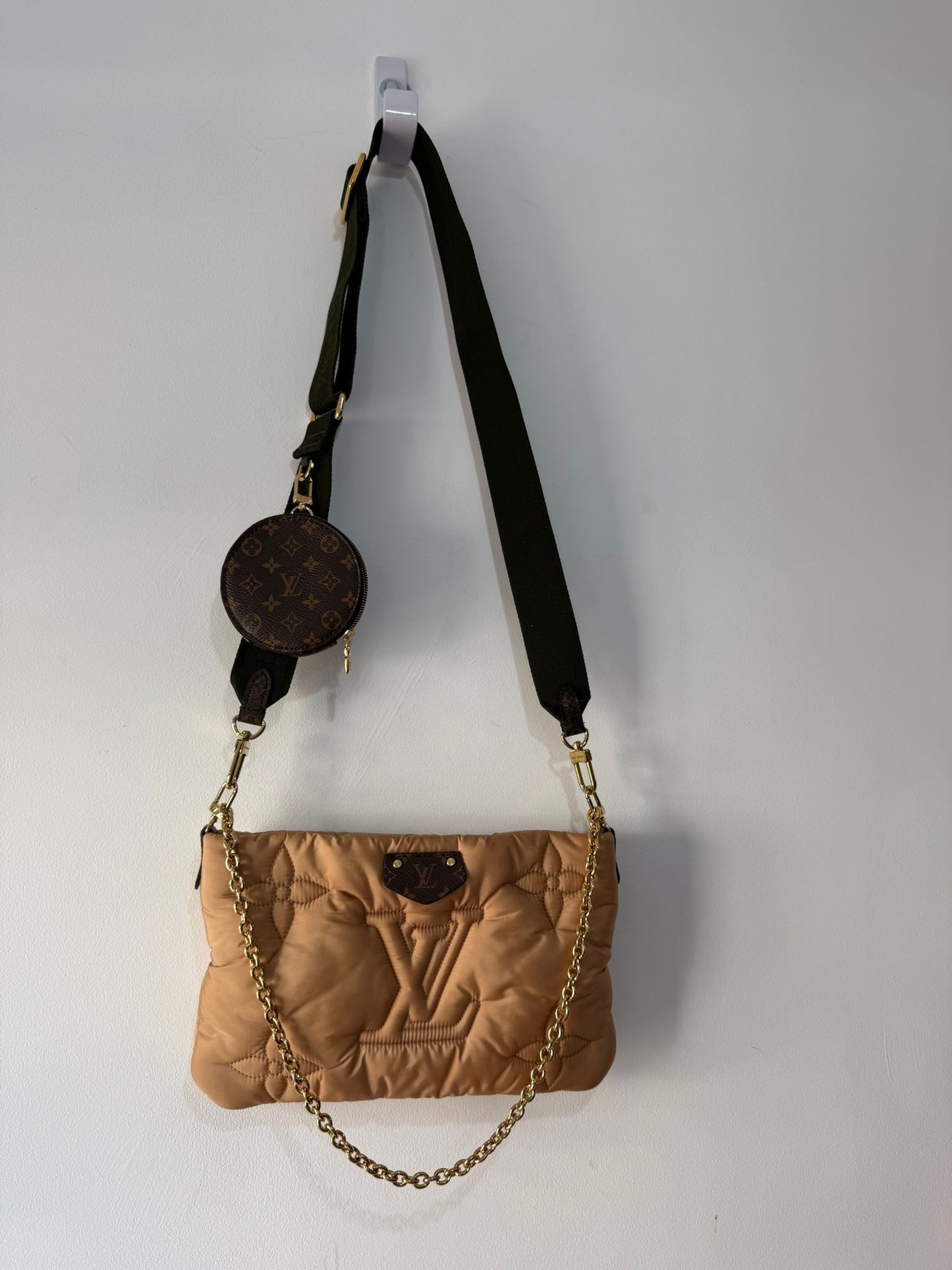 Preloved Khaki/Beige Louis Vuitton Handbag
