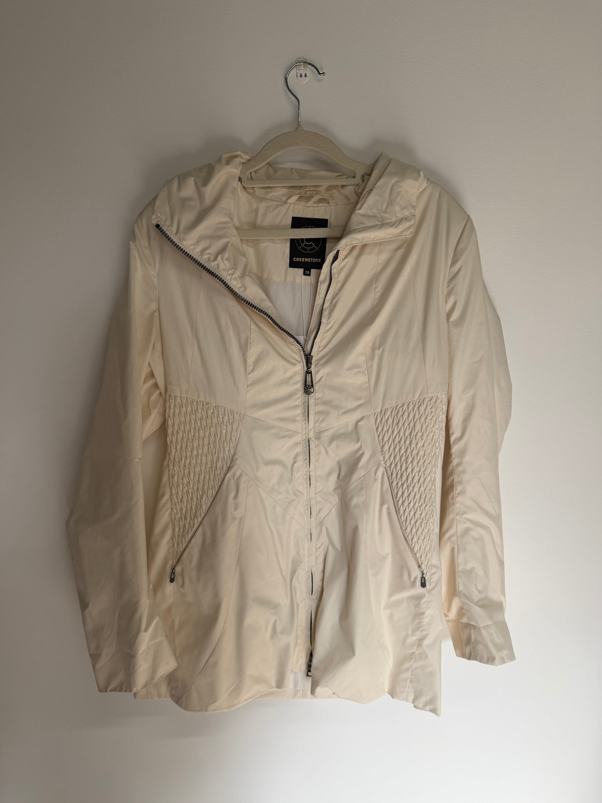 Preloved Creenstone Coat, Size 10 Off White