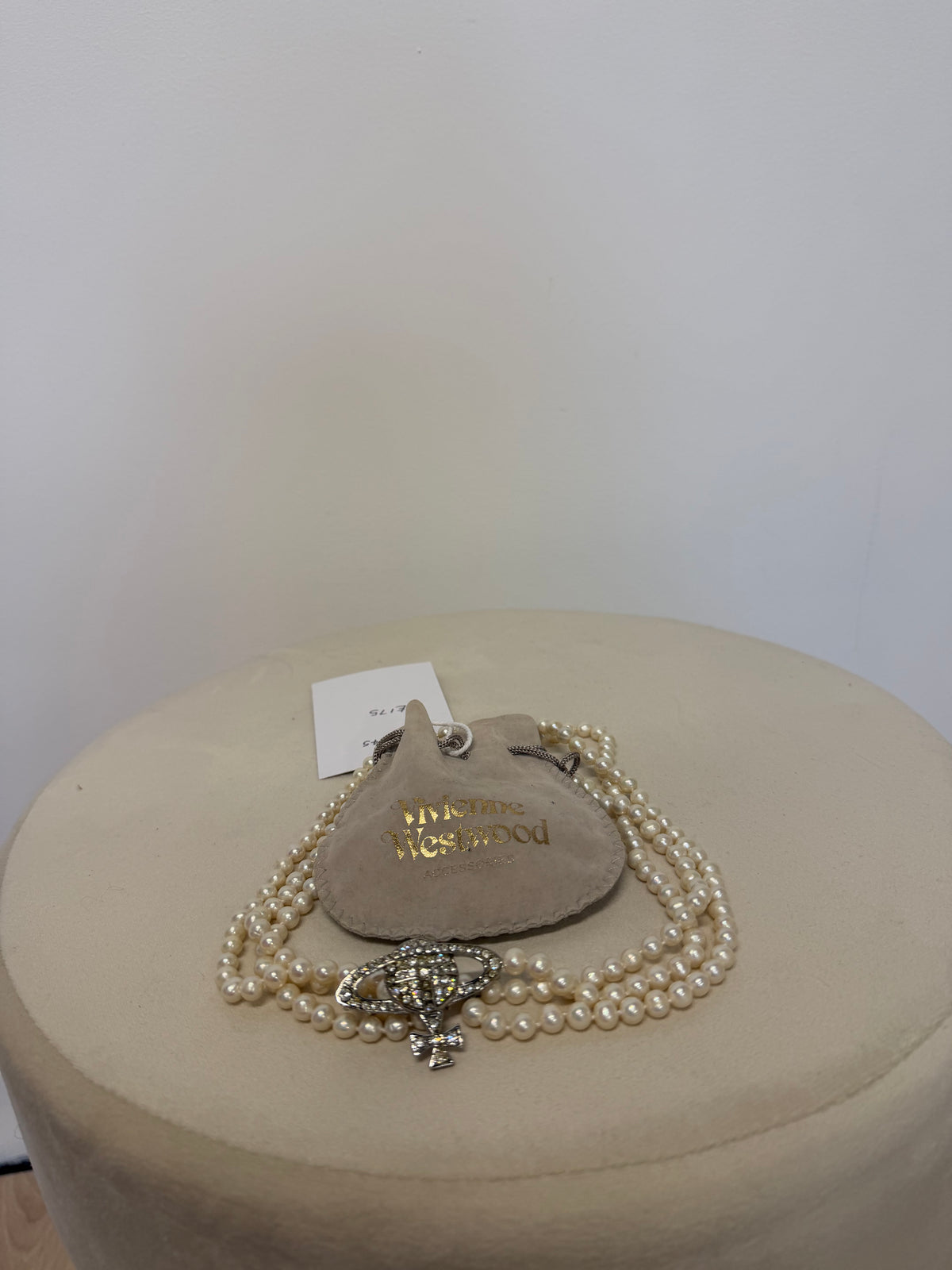 Preloved Vivienne Westwood Pearl Choker Necklace White and Silver