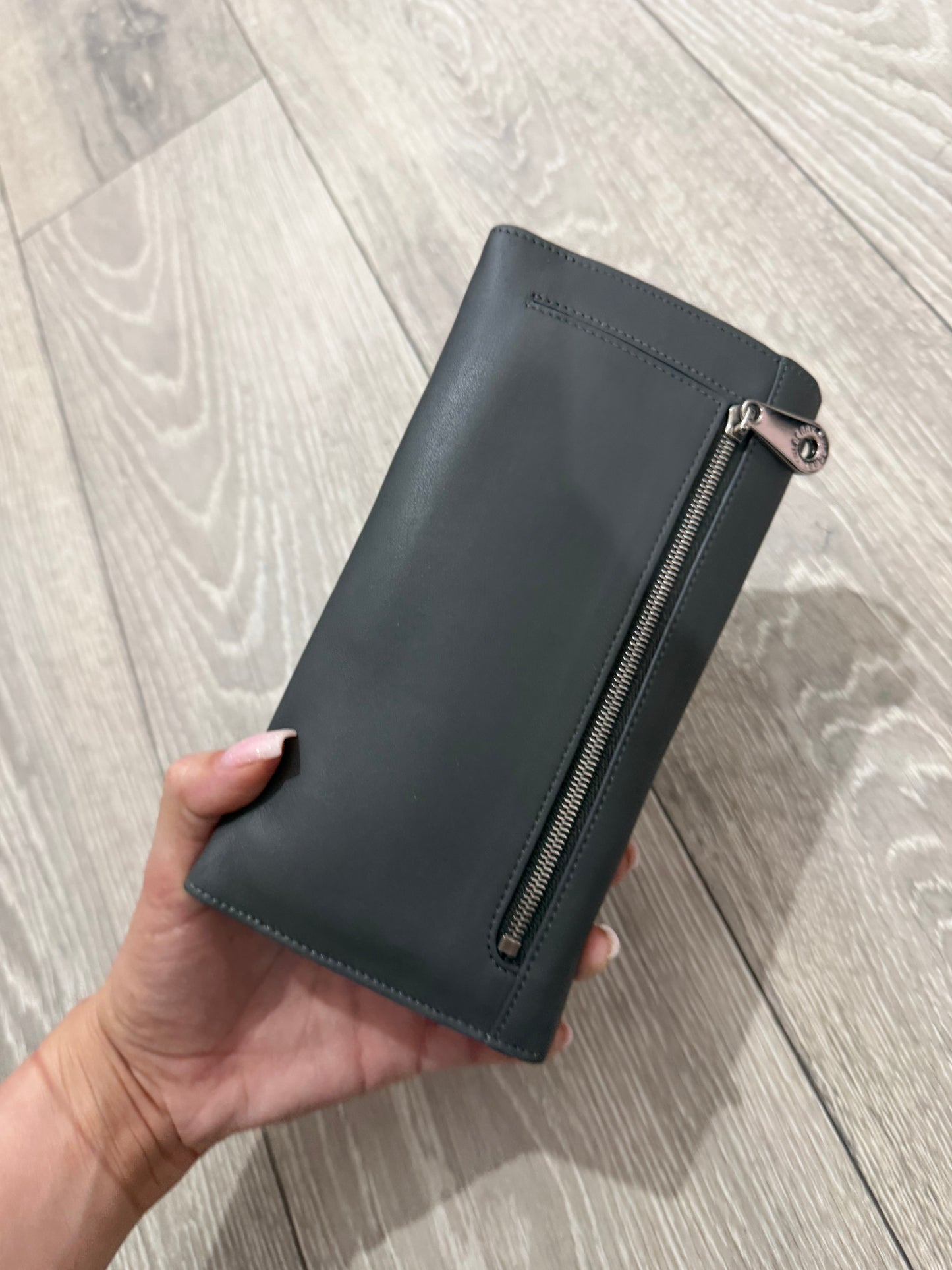 Envelope Mulberry Turn Lock Wallet, Grey with Silver Hardware