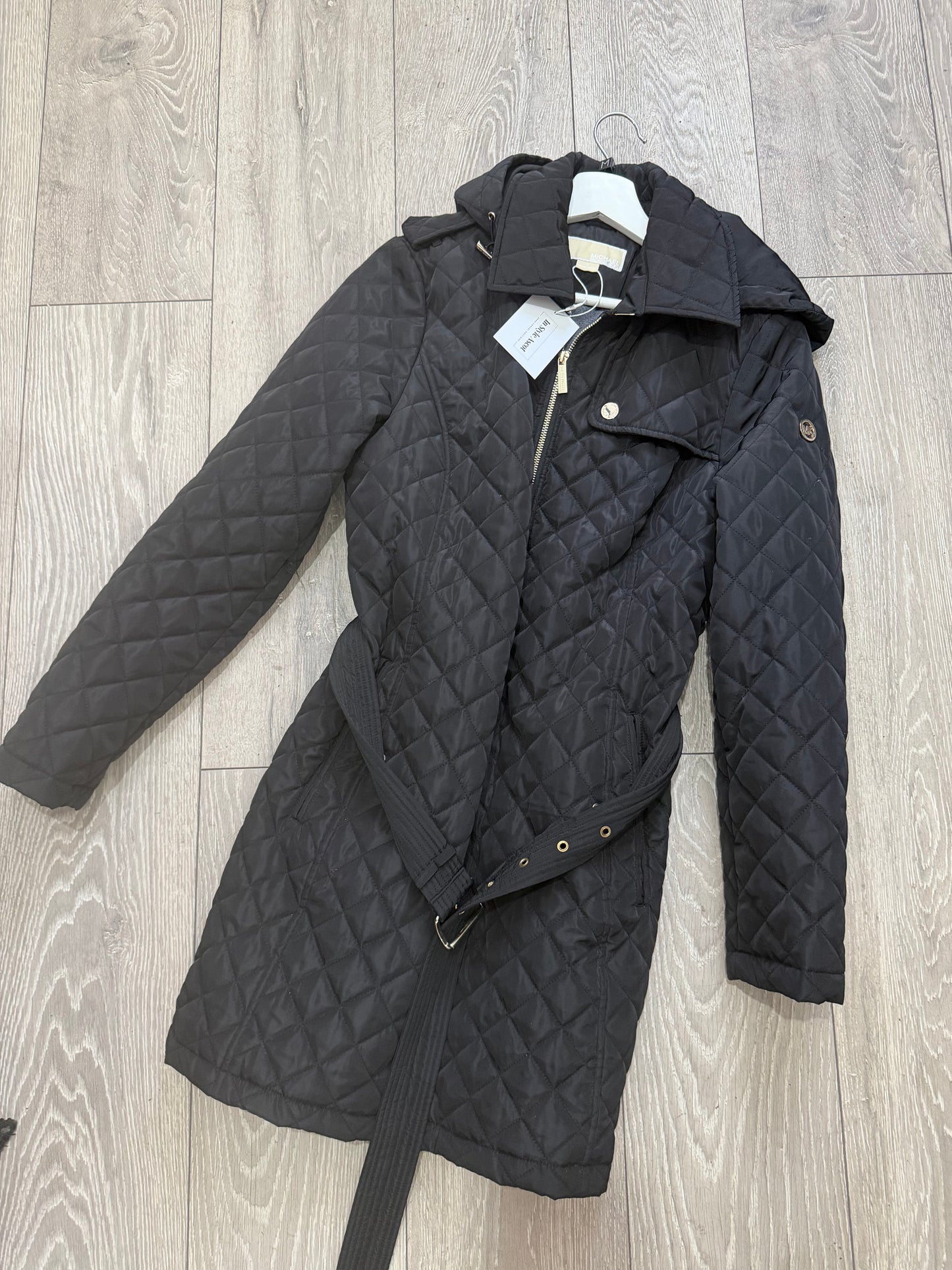 Black Micheal kors coat, M