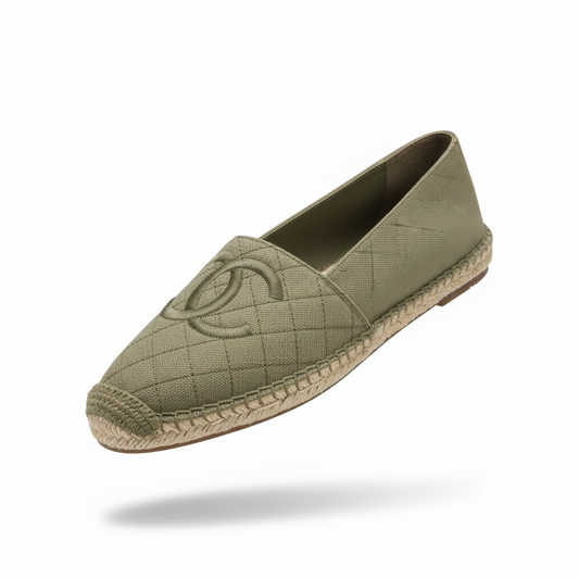 Pre-Owned Khaki Chanel Espadrilles, Size 39 - UK 6
