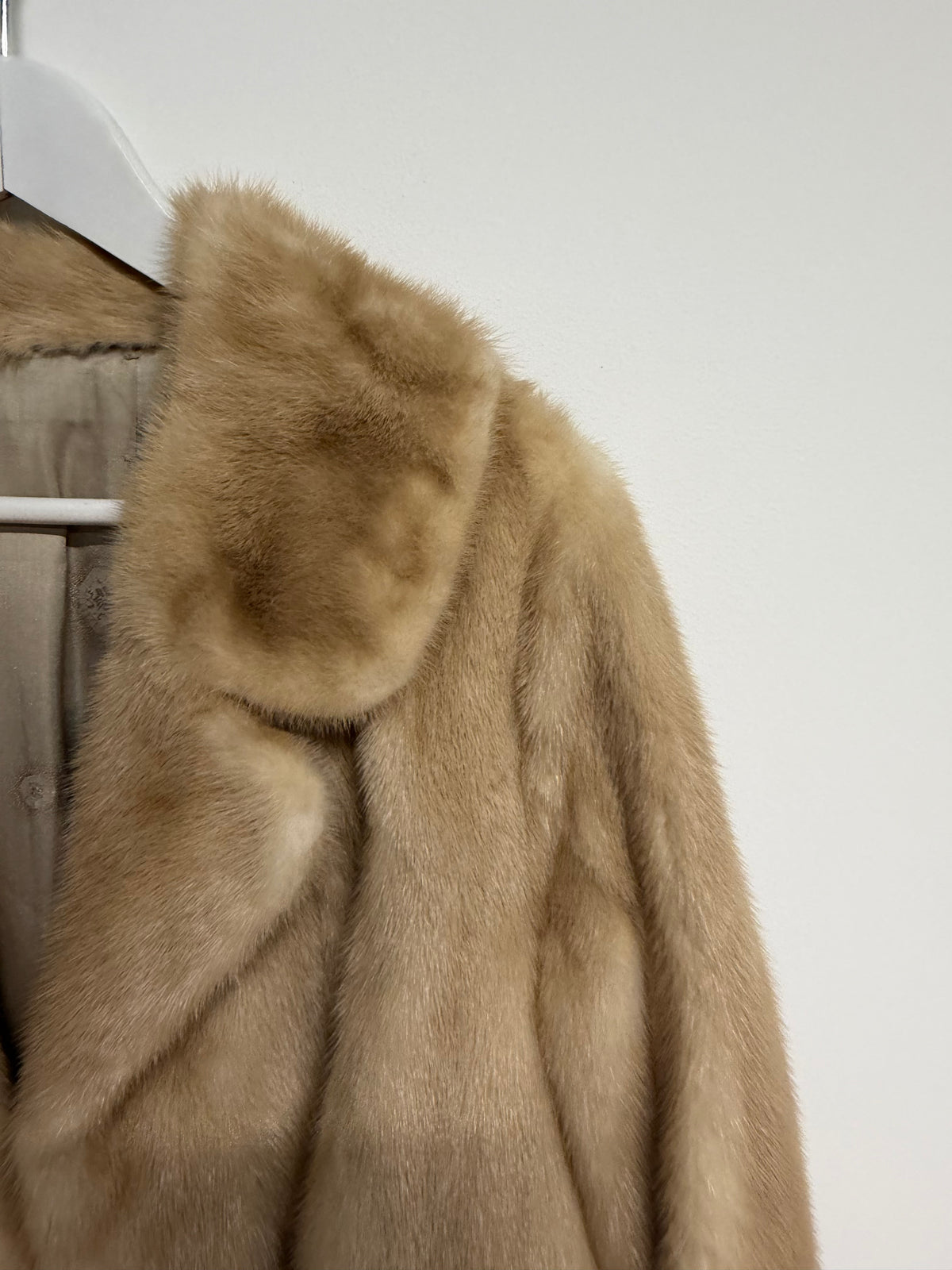 Preloved Coat Mink Fur Coat Size 12 Beige