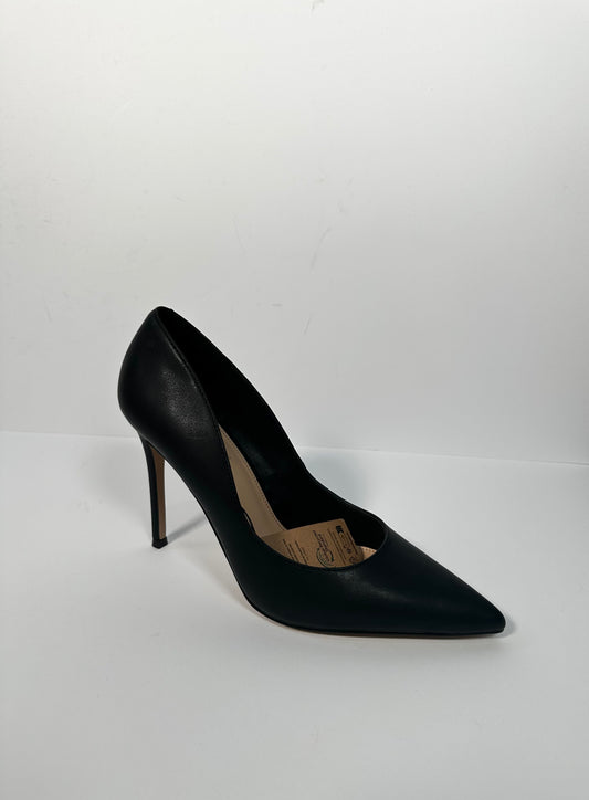 Black Steve Madden Heels, 8