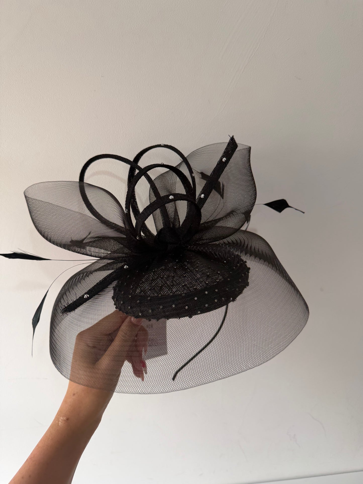 Preloved, Black Snoxell & Gwyther Fascinator