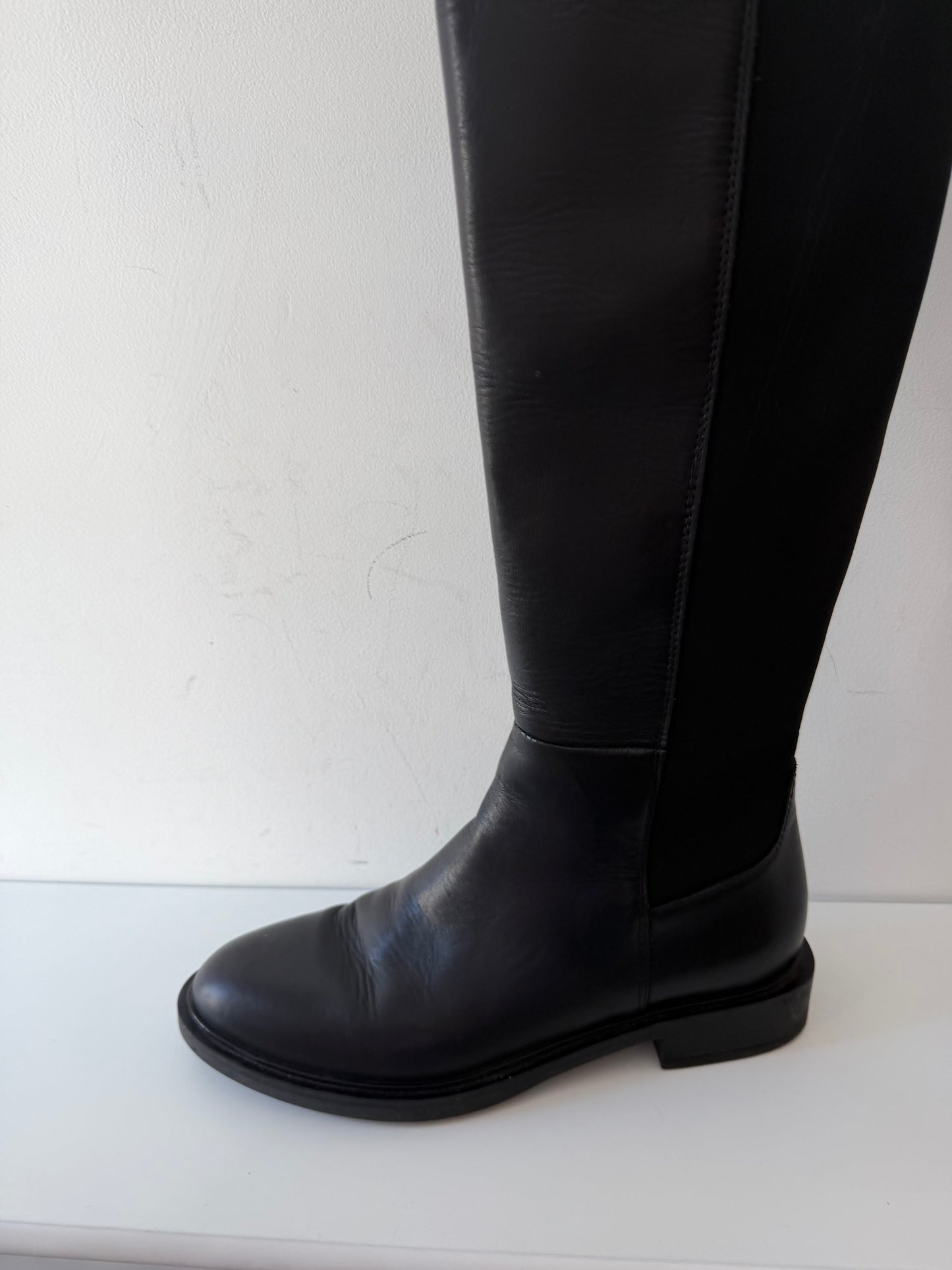 Pre-owned Black Dune Boots, Size 6