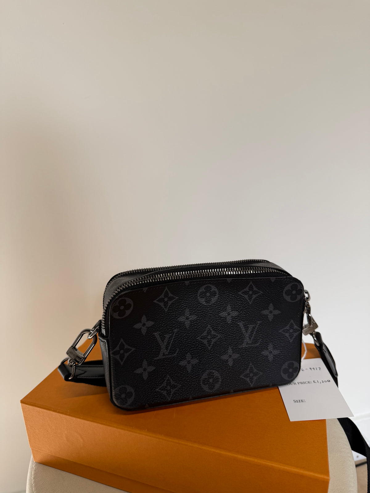 Preloved Louis Vuitton Handbag Preowned Black and White