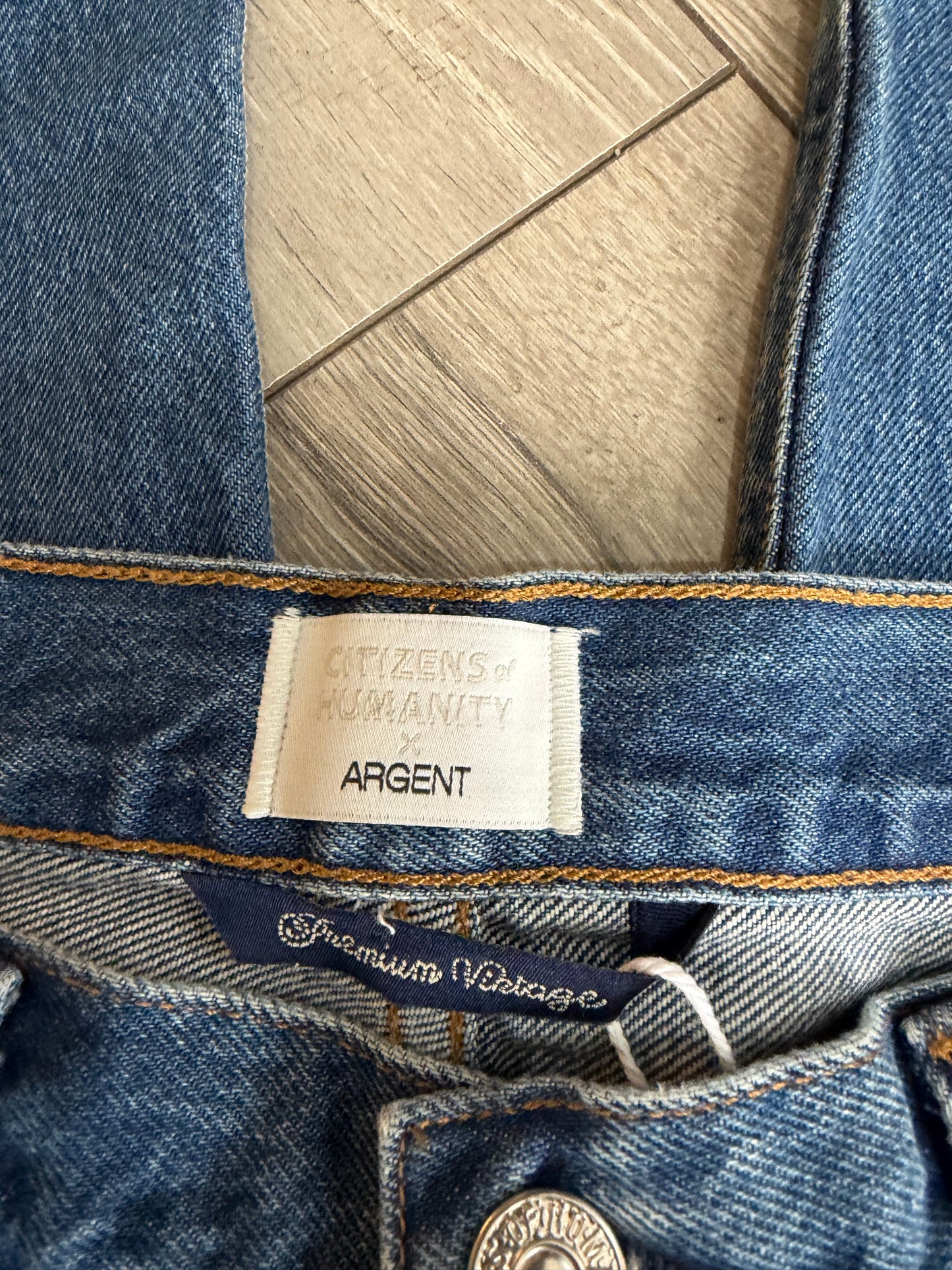 Preloved BRAND NEW Citizens of Humanity Jeans Waist 27 Light Blue
