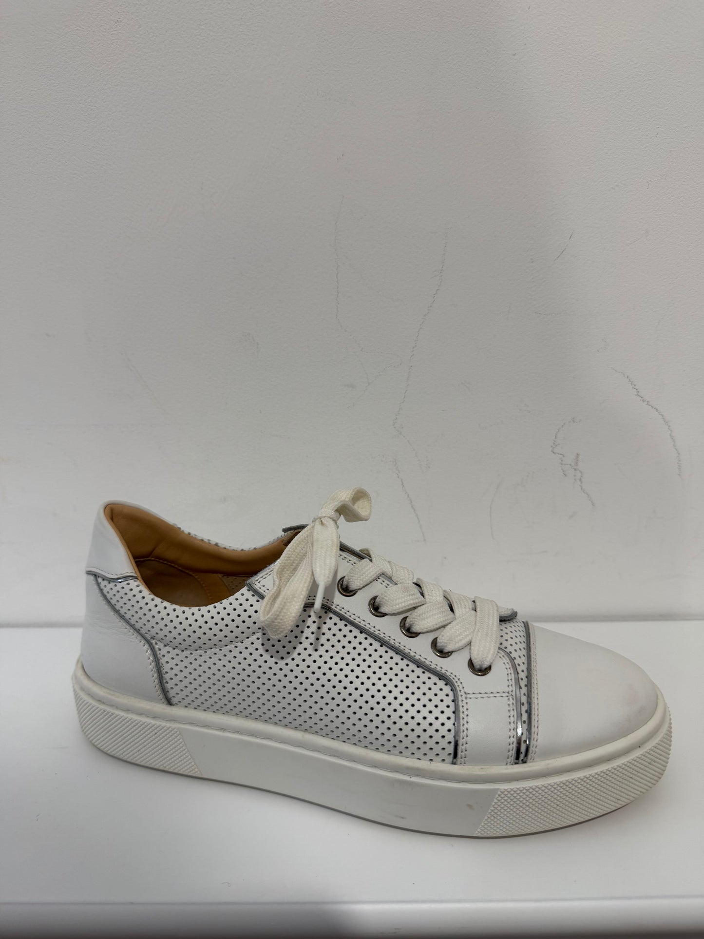 Pre-owned, White Christian Louboutin Sneakers Trainers, Size 6 (39)