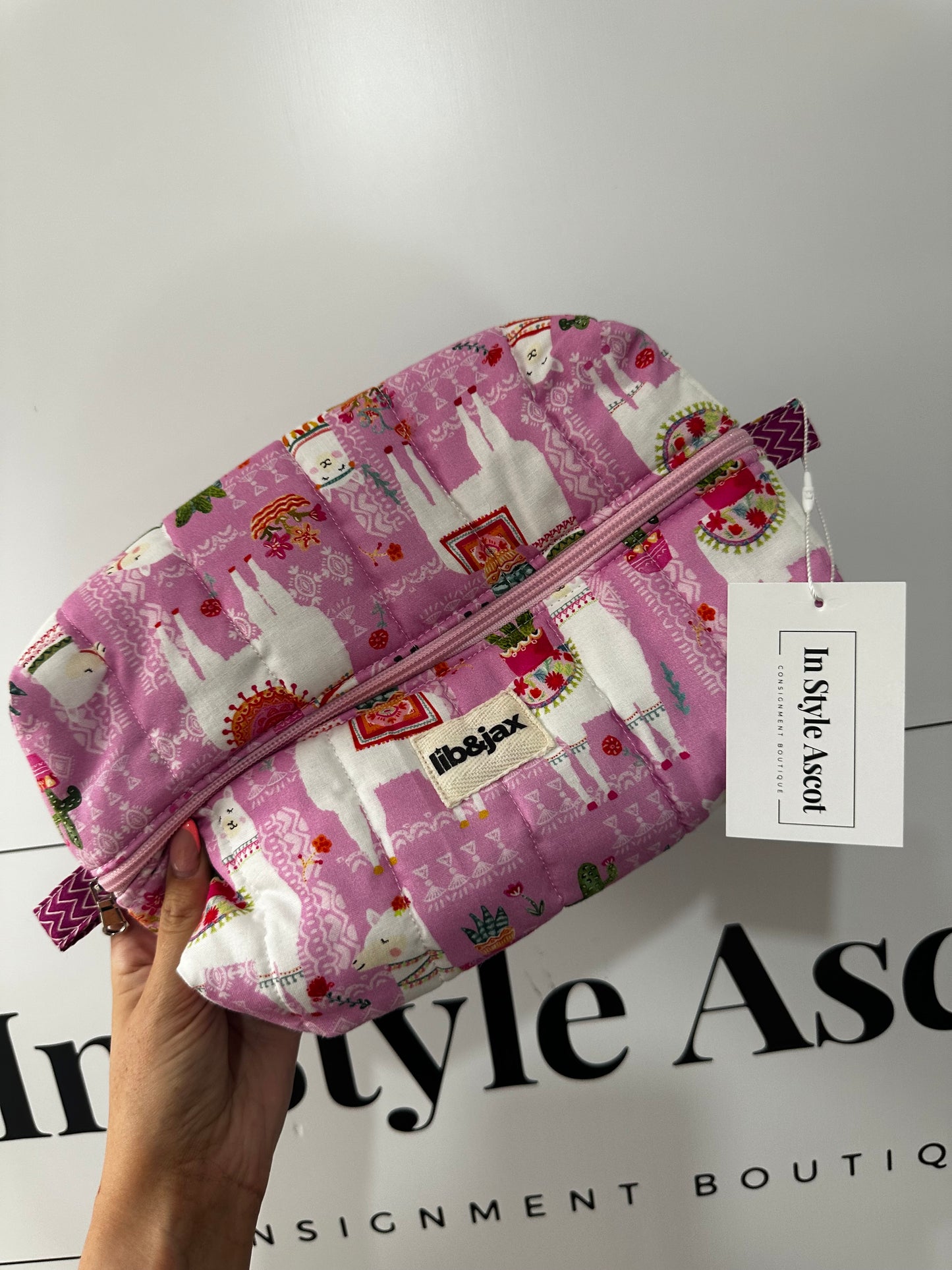 Pink with lamas Lib&Jax Cosmetic case, Medium