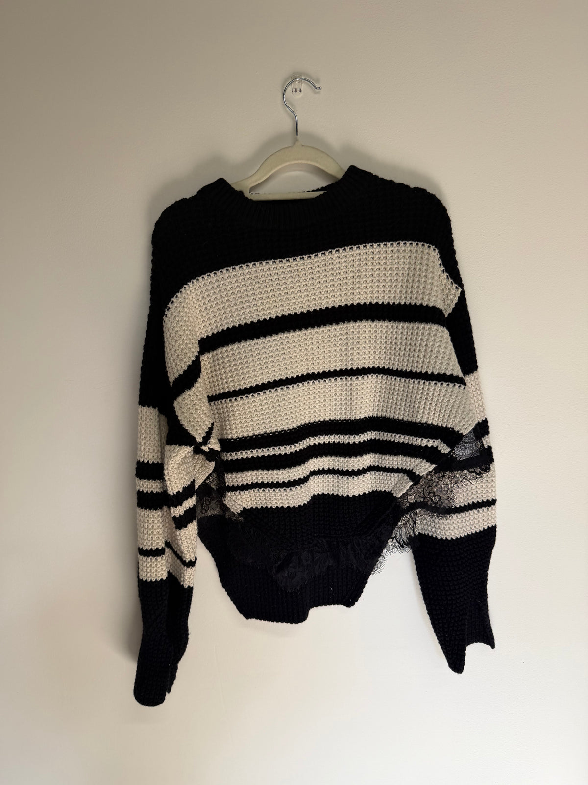 Preloved Self-Portrait Jumper Size Small Black and White