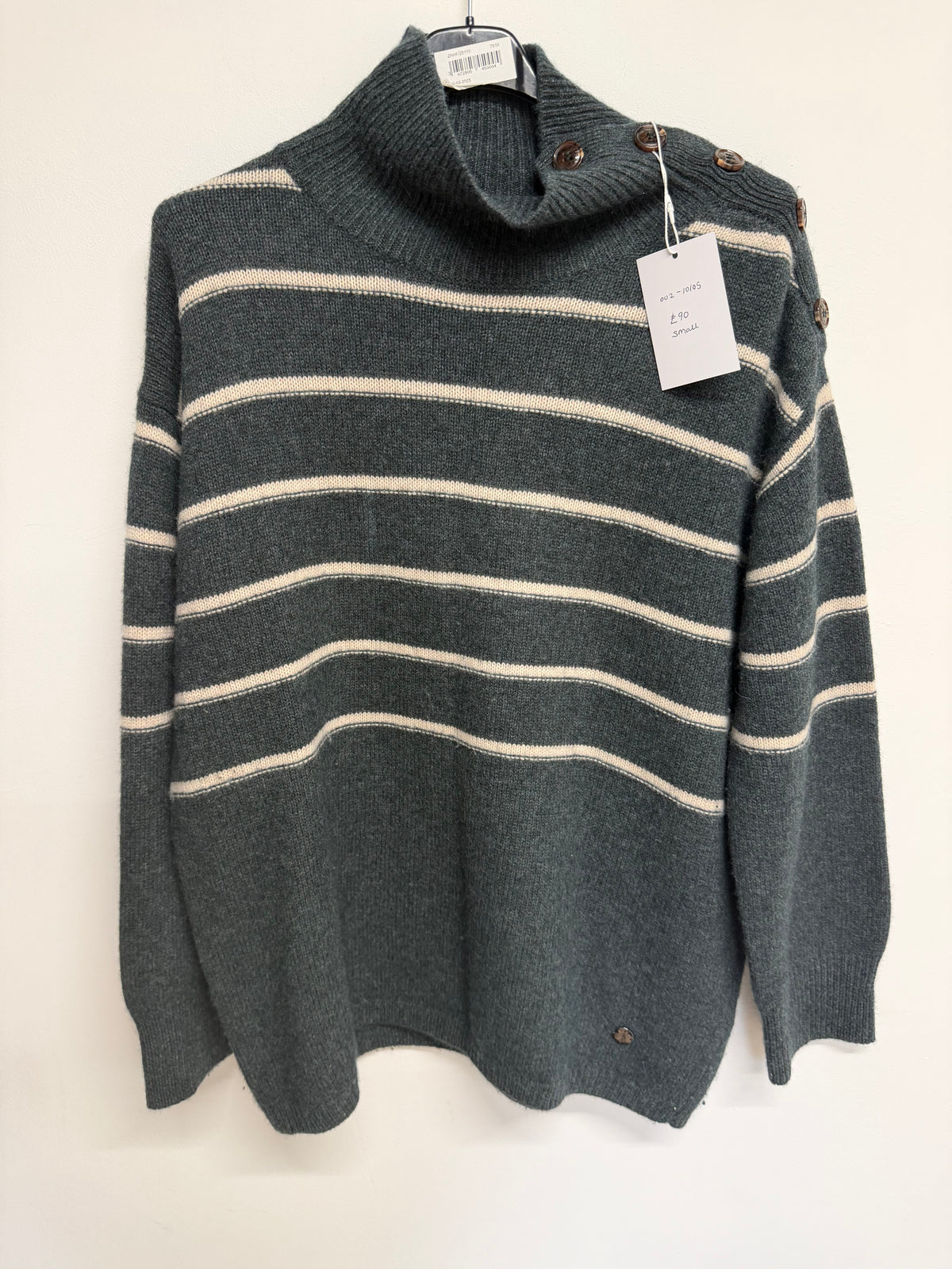 Preloved Beta Studios Jumper Small Green and White Stripe
