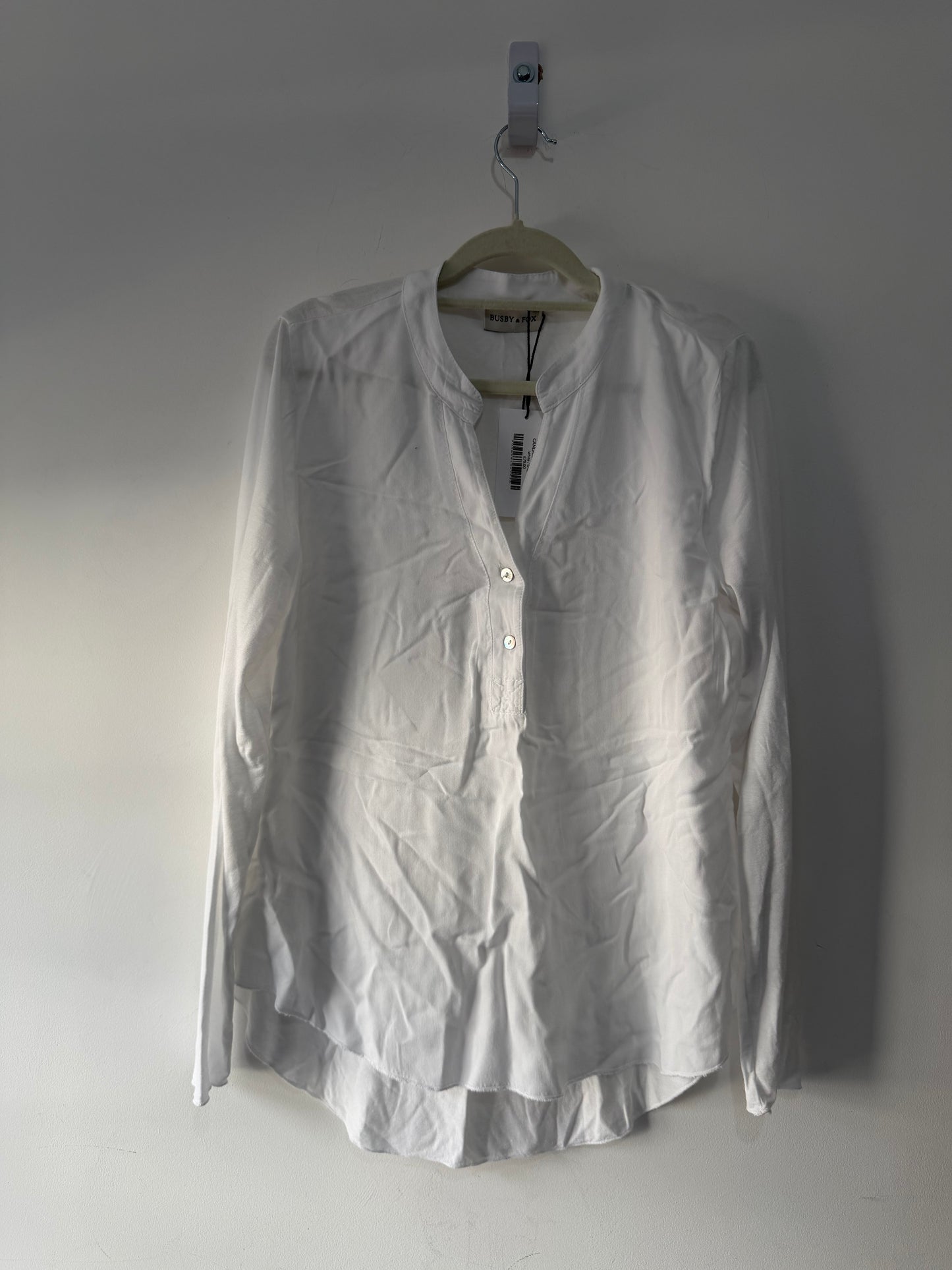 Preloved BRAND NEW Busby & Fox Top Size S (10) White