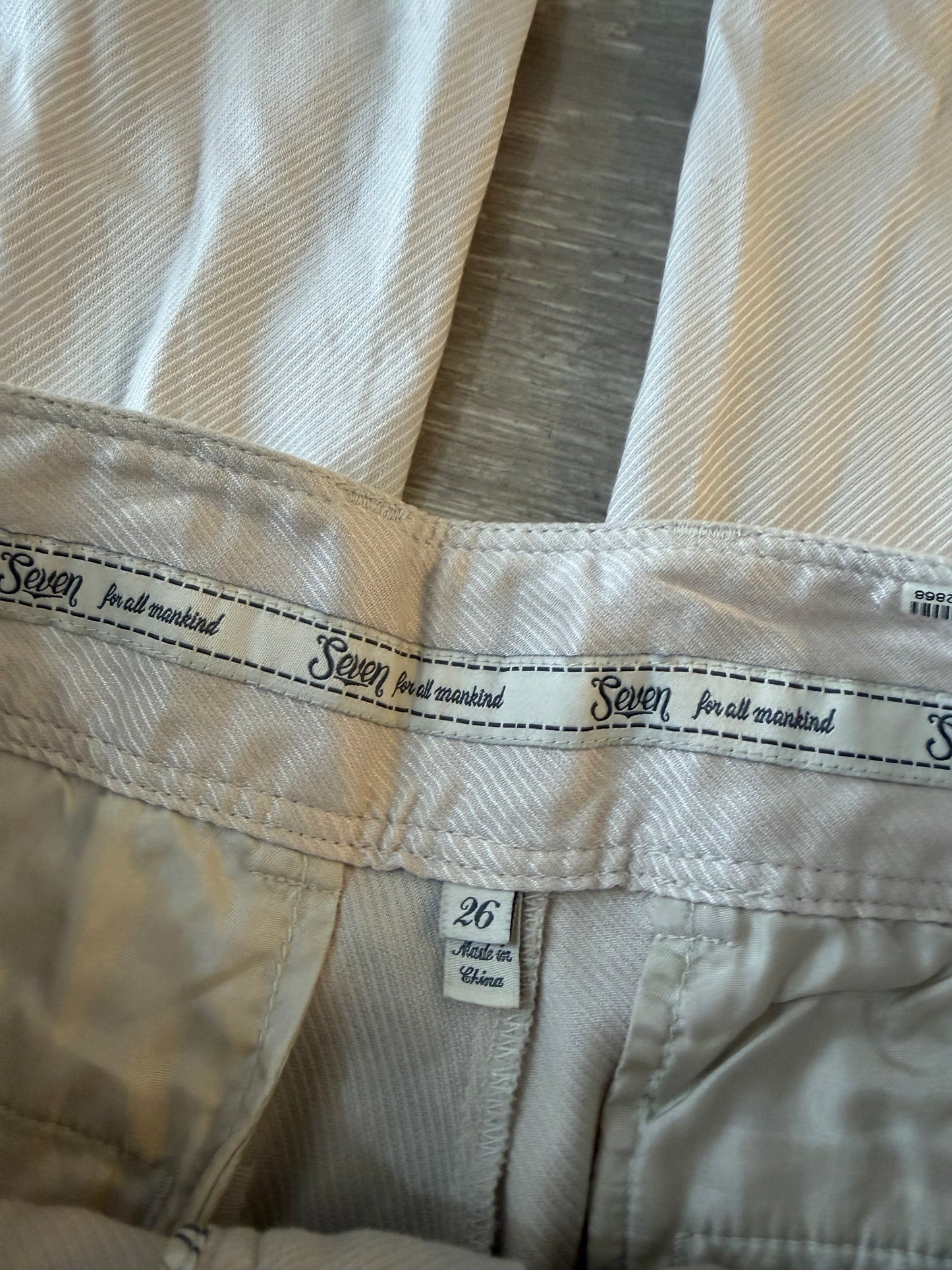 Preloved 7 for all mankind Trousers Size Small (W26) Cream