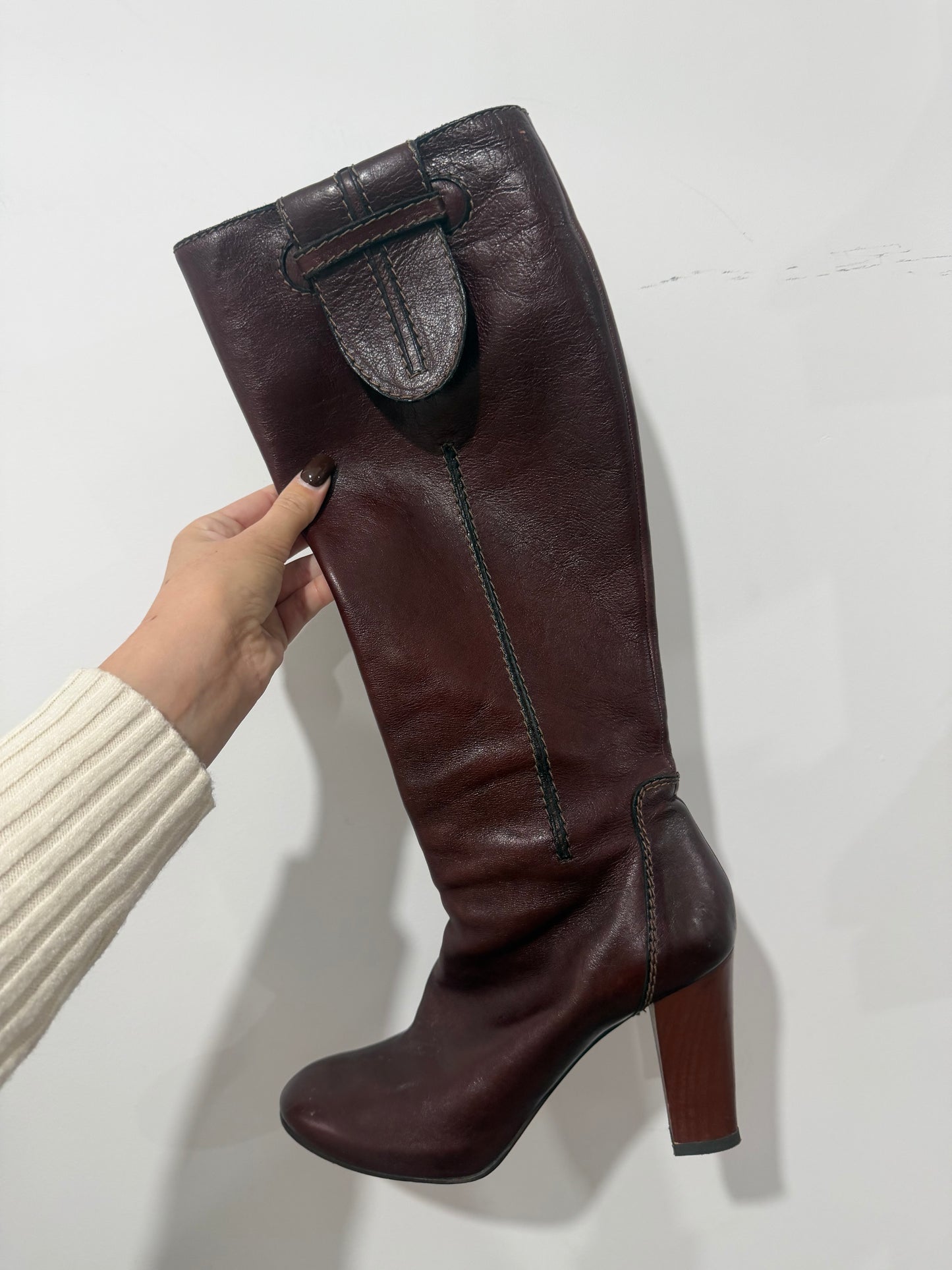 Brown Chloé Knee-High Boots, Size 40 UK 7