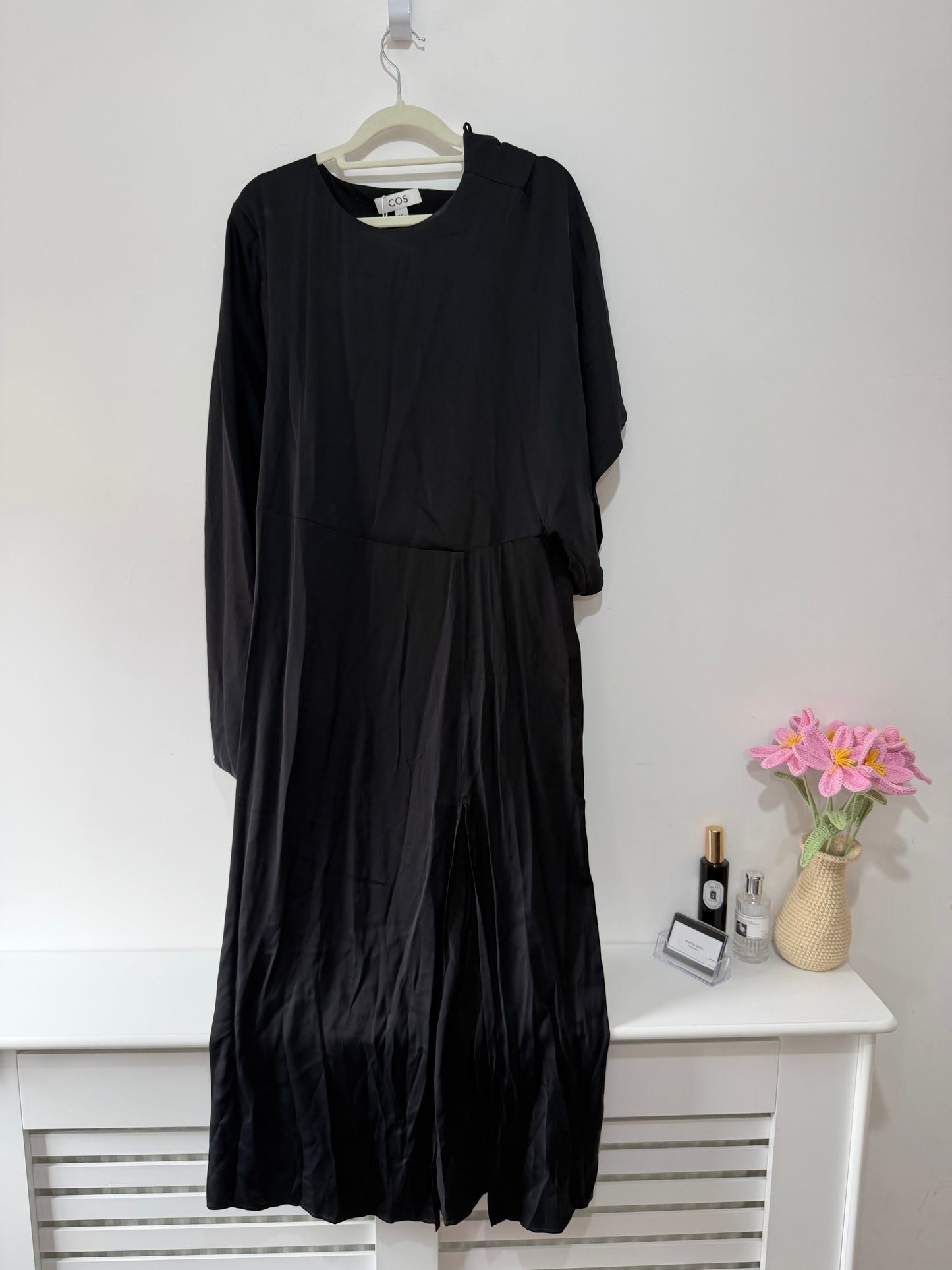 Preloved COS Dress Size 10 (oversized) Black