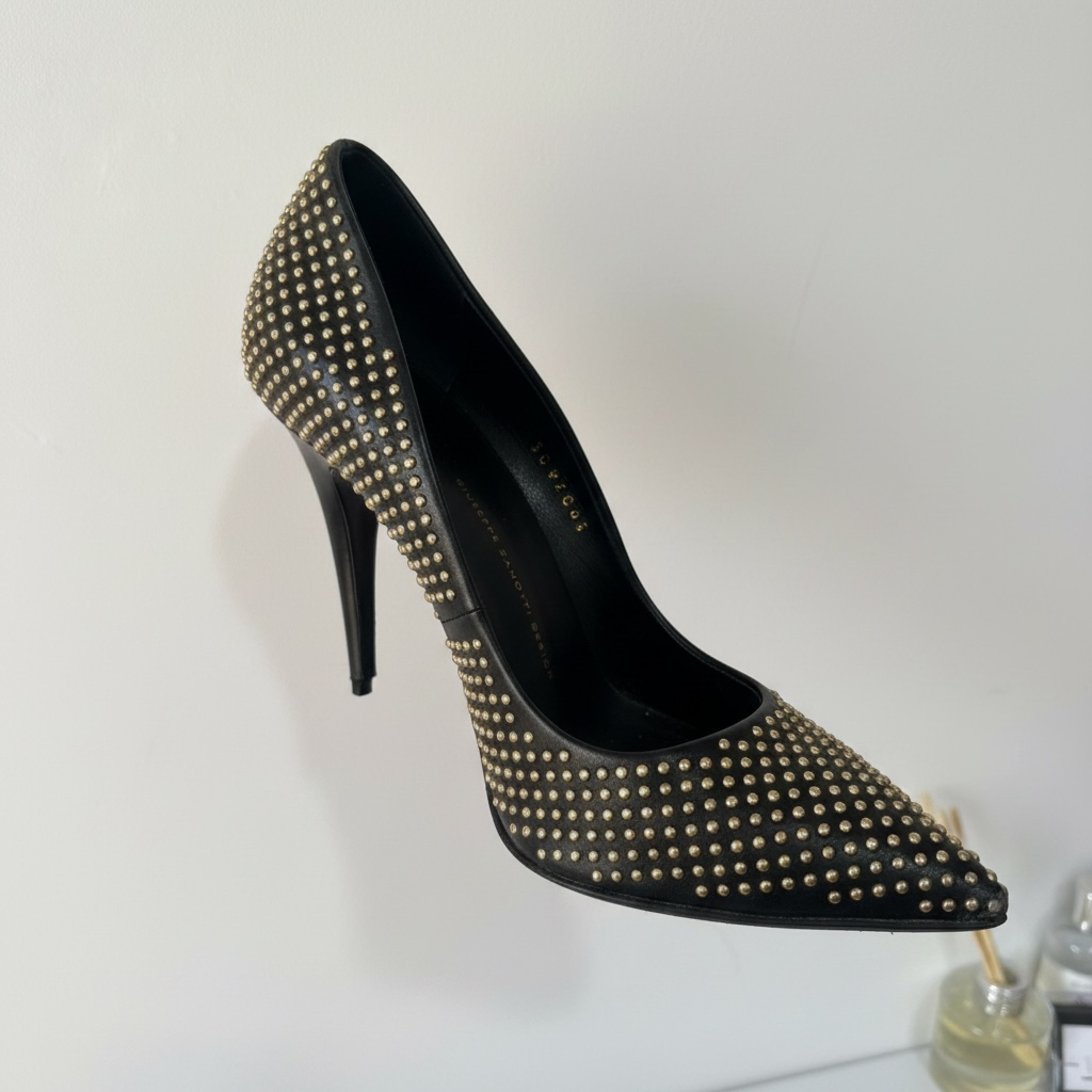 Preloved, Black and Gold Guiseppe Zanotti Heels, Size 6.5 (6)