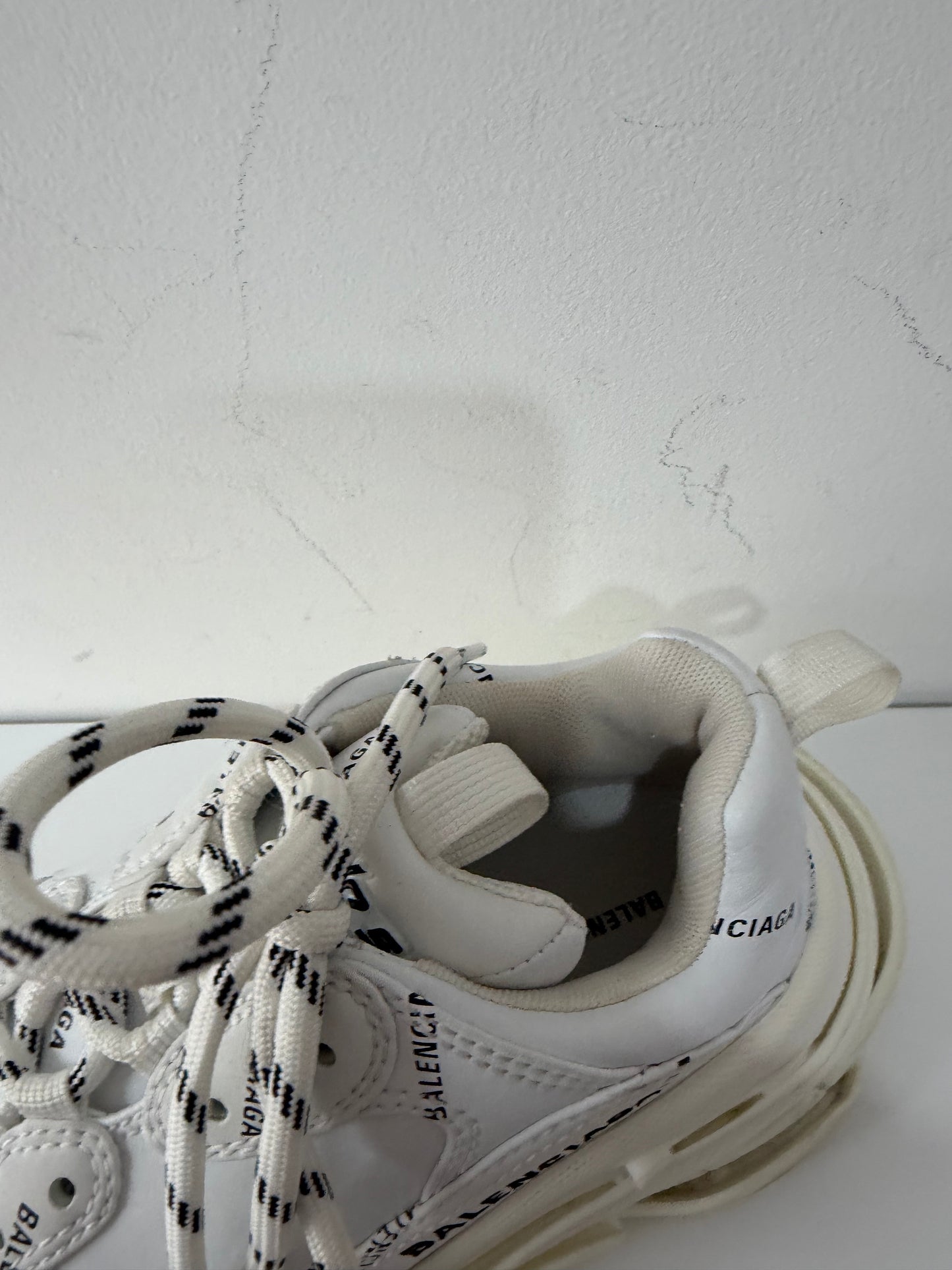 Preloved, White Balenciaga Sneakers Trainers Triple S, Size 37 UK 4